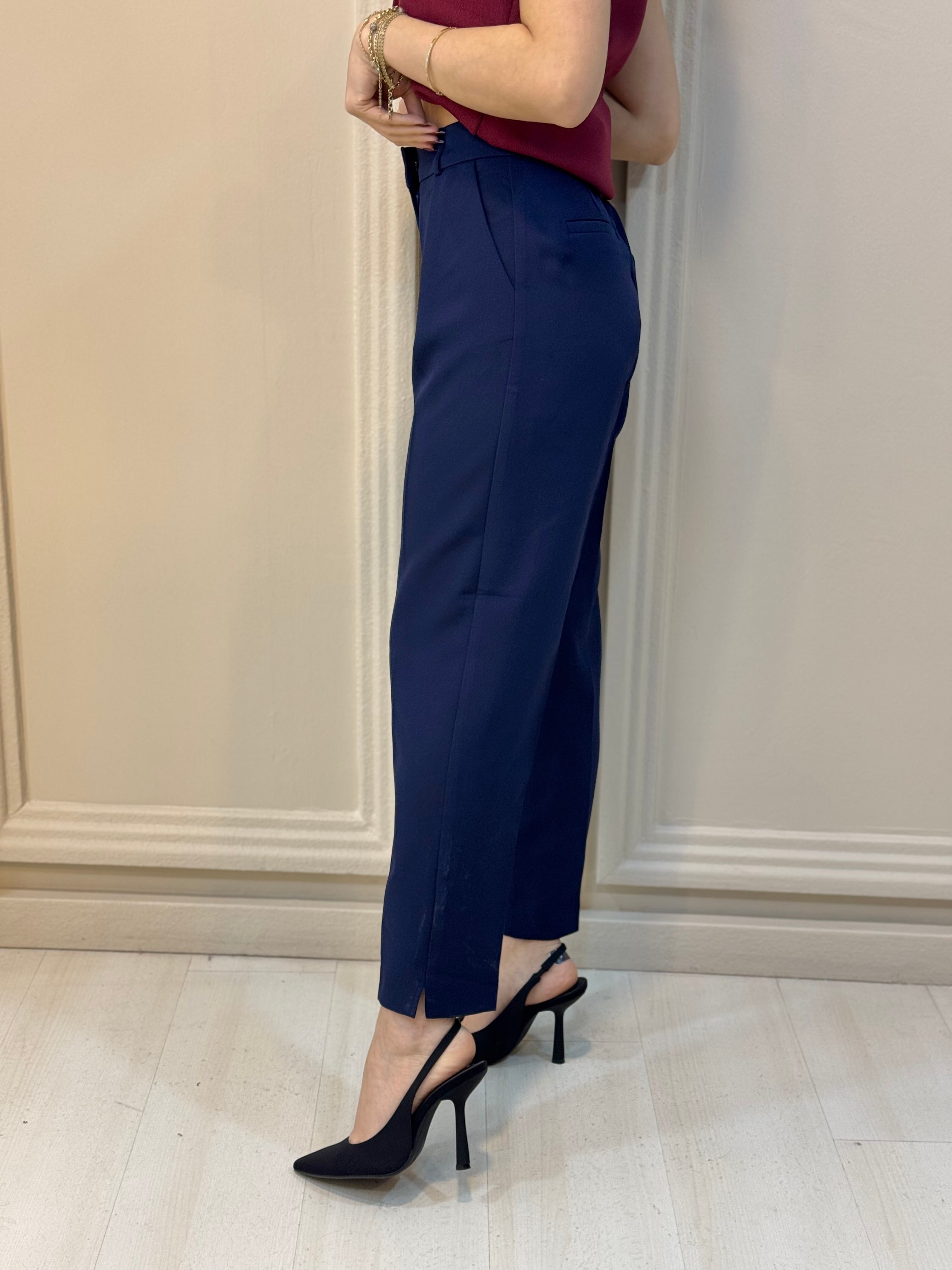 Lacivert Paça Ve Bel Detaylı Pantolon