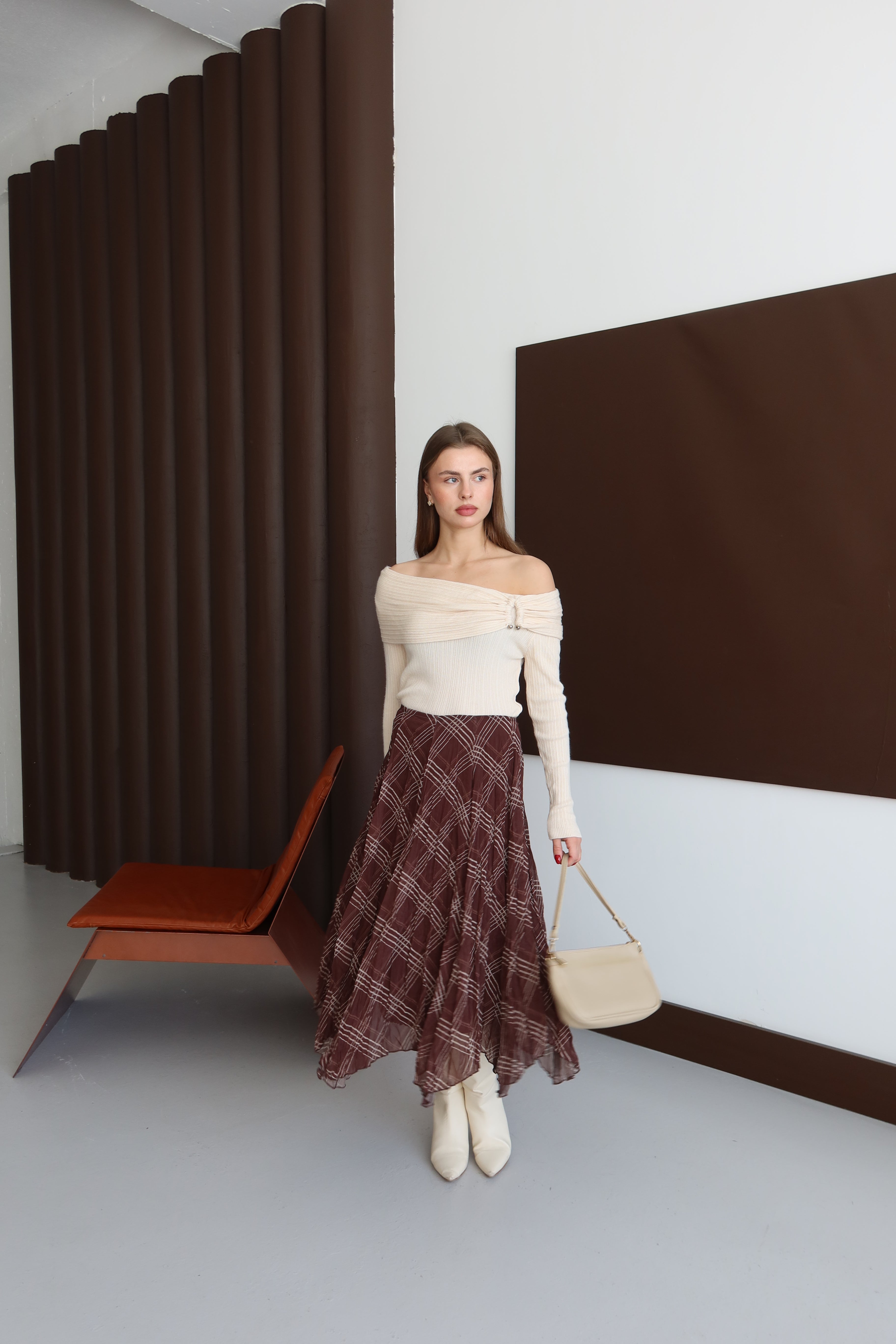 Kahverengi Kareli Astarlı Şifon Etek