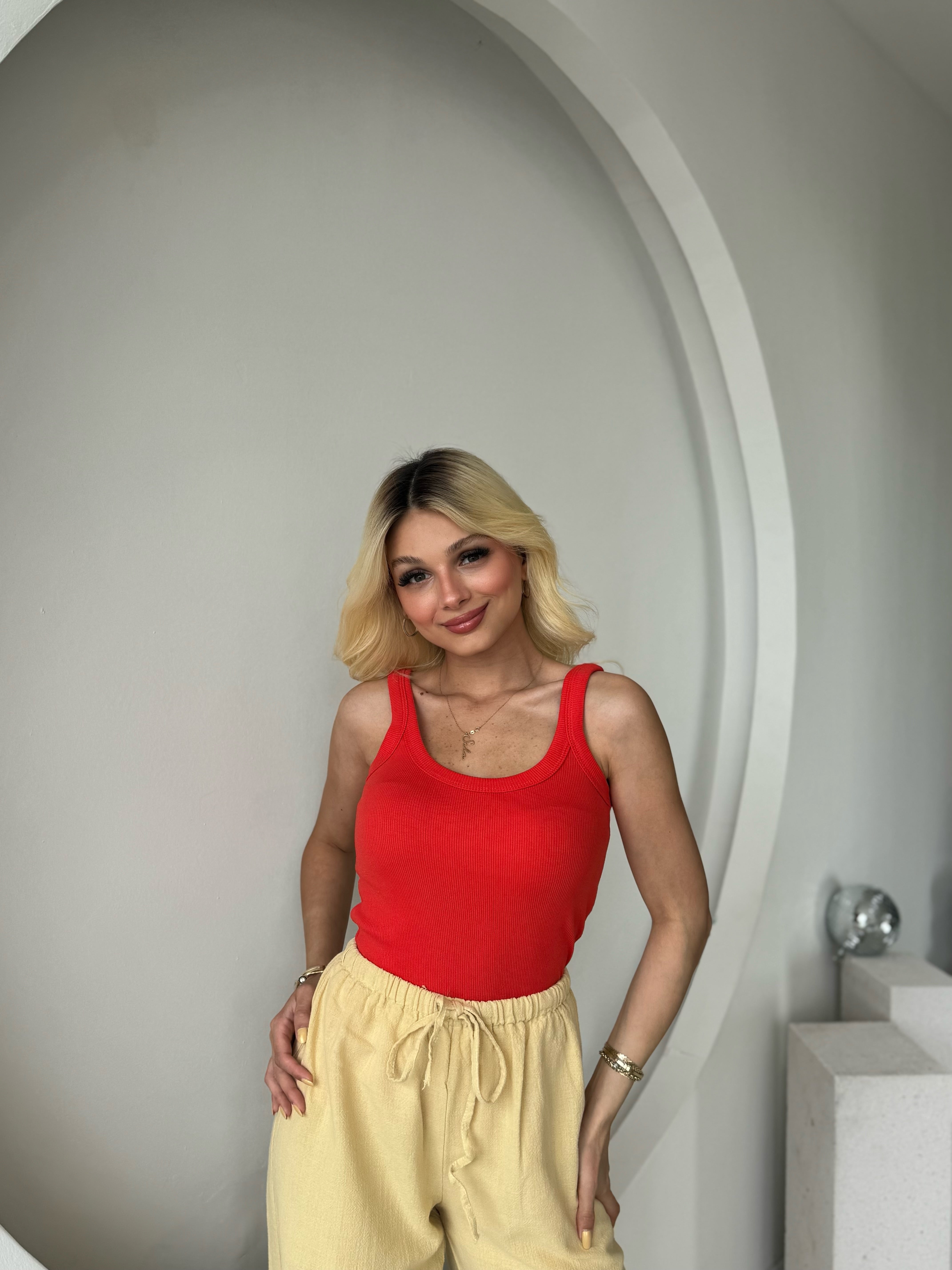 Nar Çiçeği U Yaka Fitilli Atlet