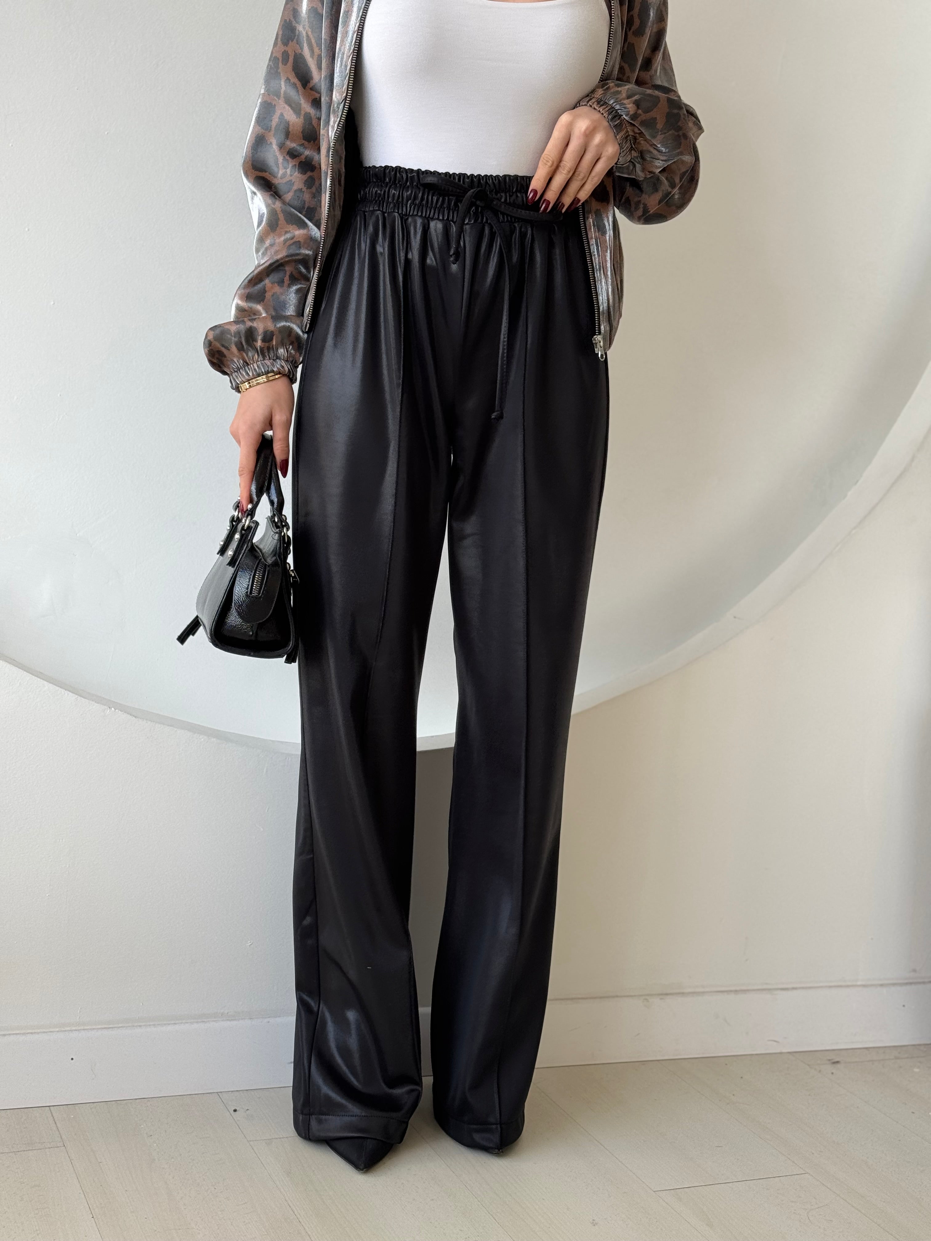 Siyah Beli Lastikli Örme Deri Pantolon