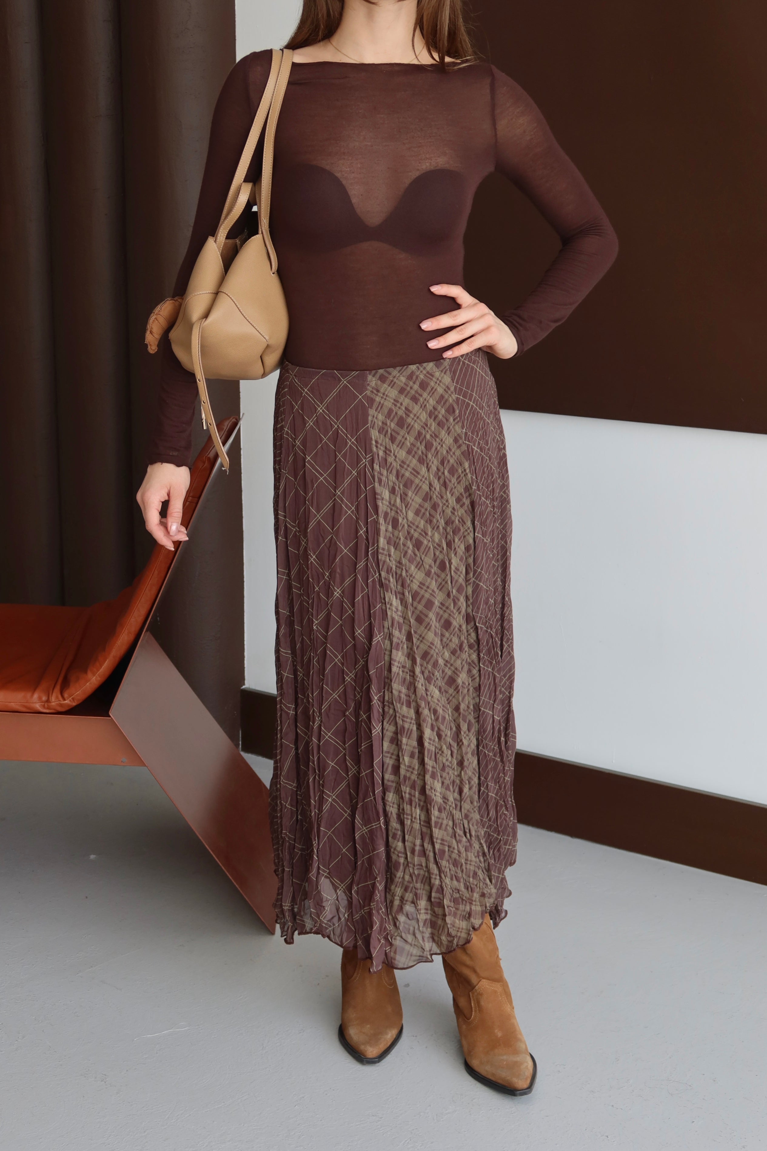 Kahverengi Desenli Kırışık Görünüm Şifon Etek