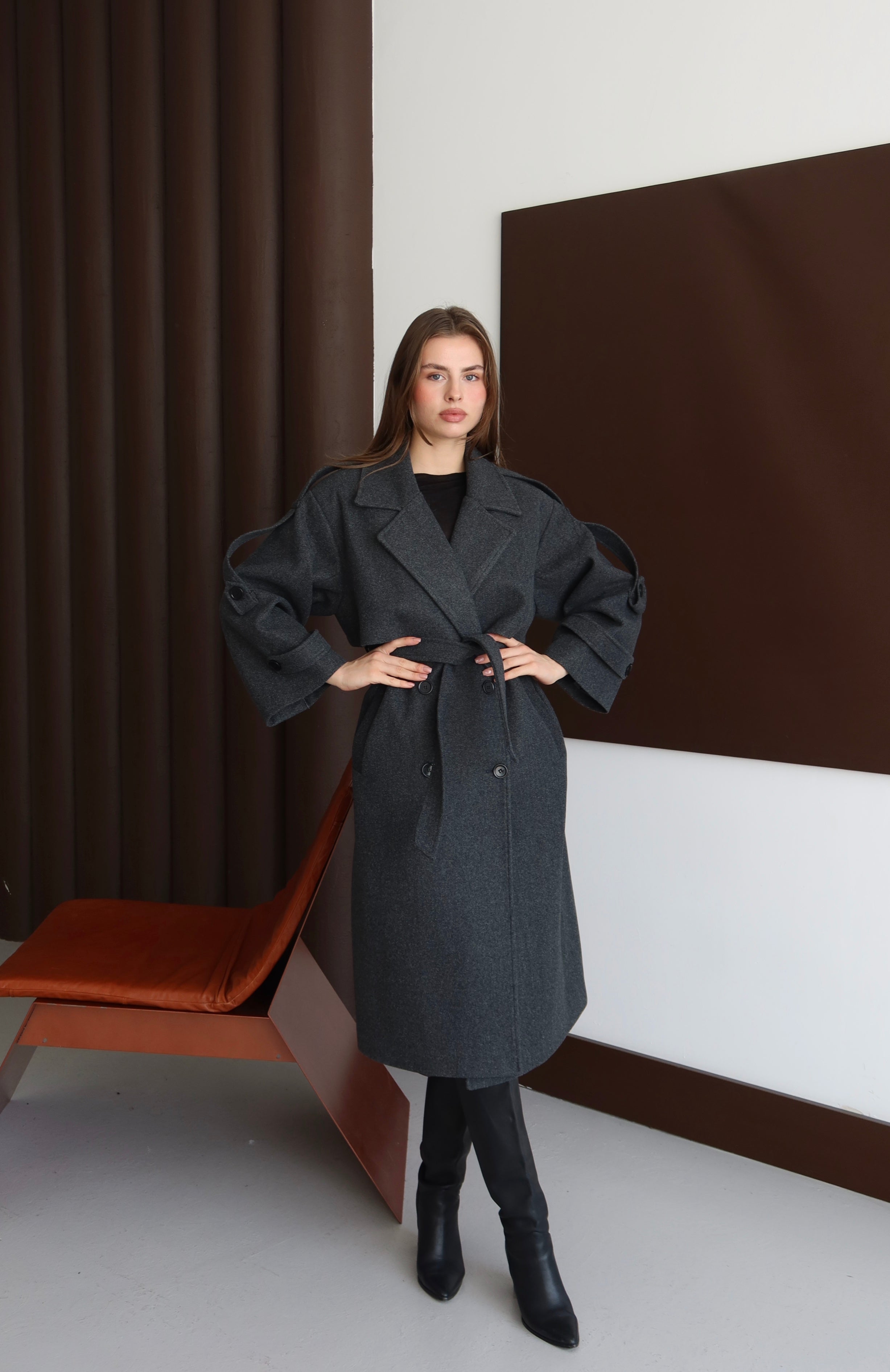 ANTRASİT KUŞAKLI OMUZU APOLETLİ KABAN