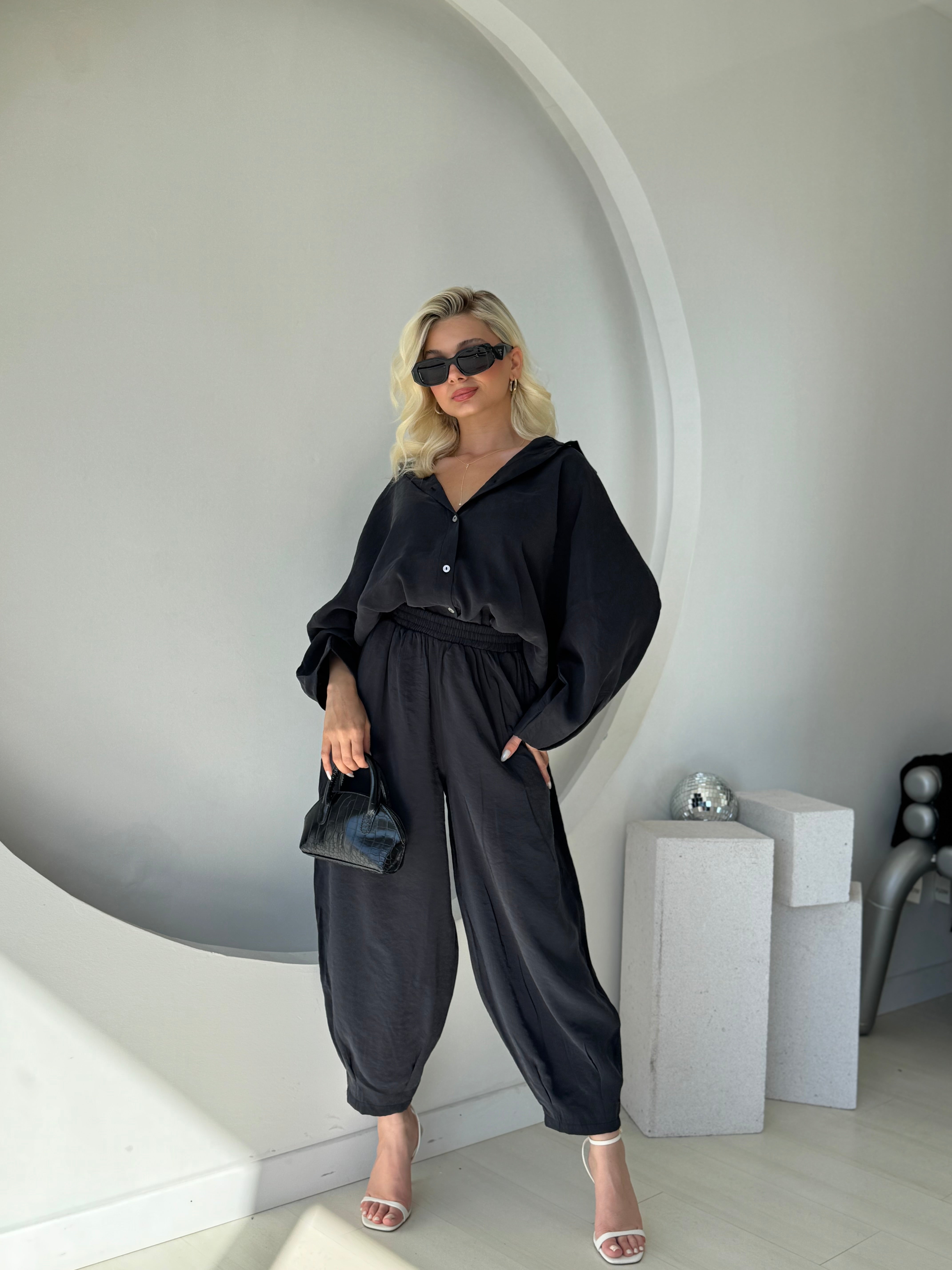 Siyah Tensel Gömlek Pantolon Takım