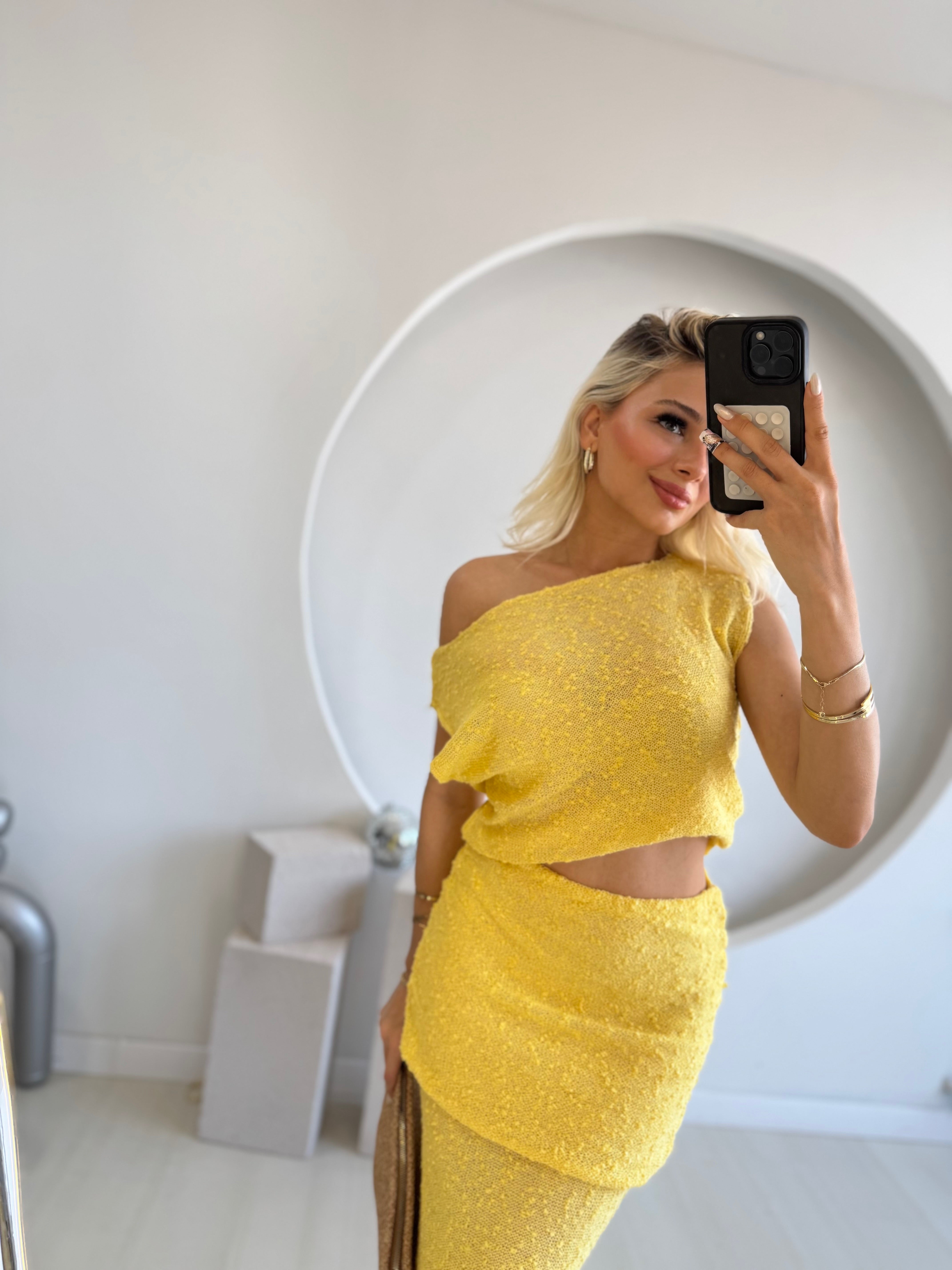 Sarı Dokulu Drape Detaylı İkili Takım