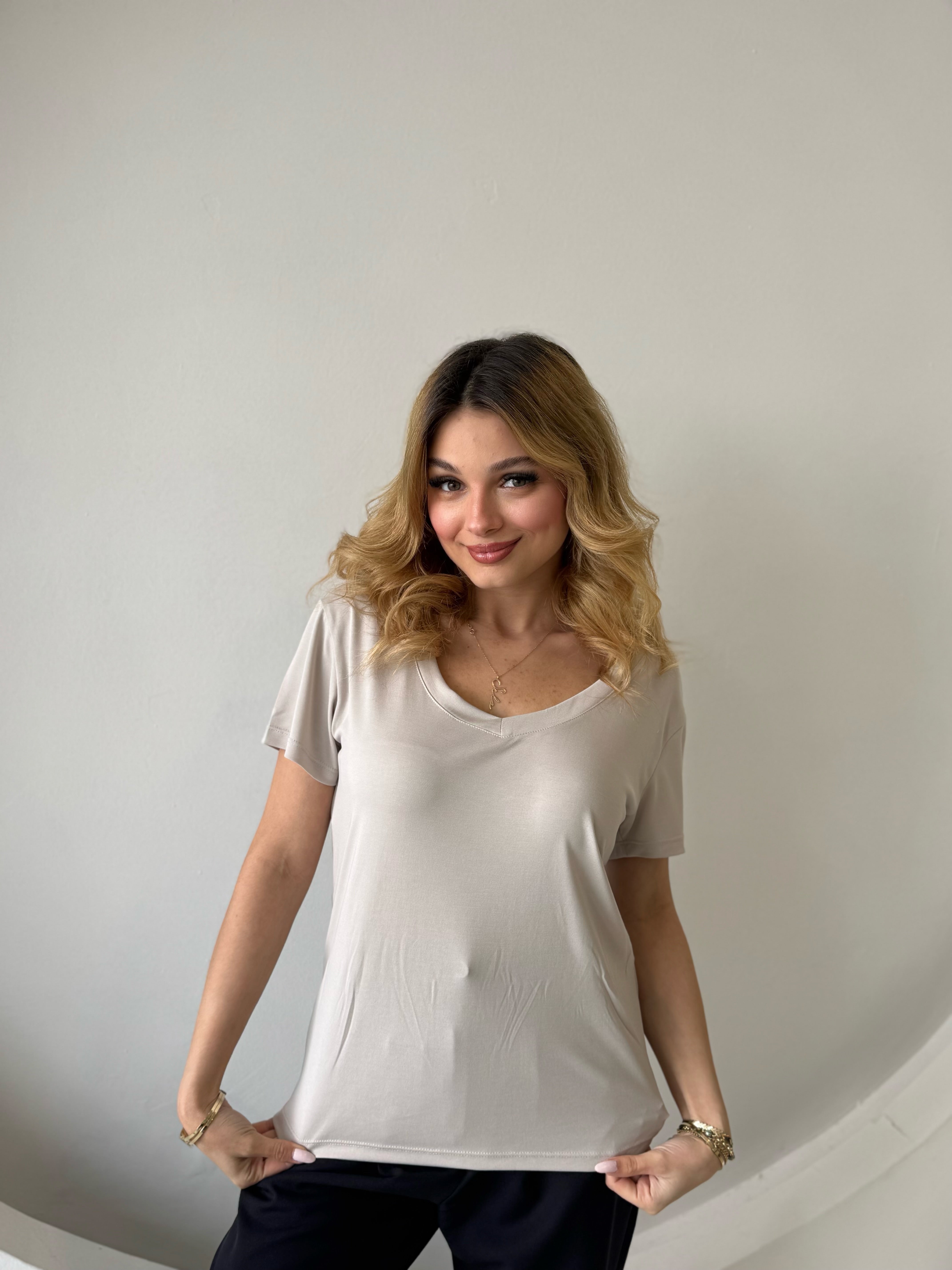 Modal Ekru Açık Yaka Tshirt