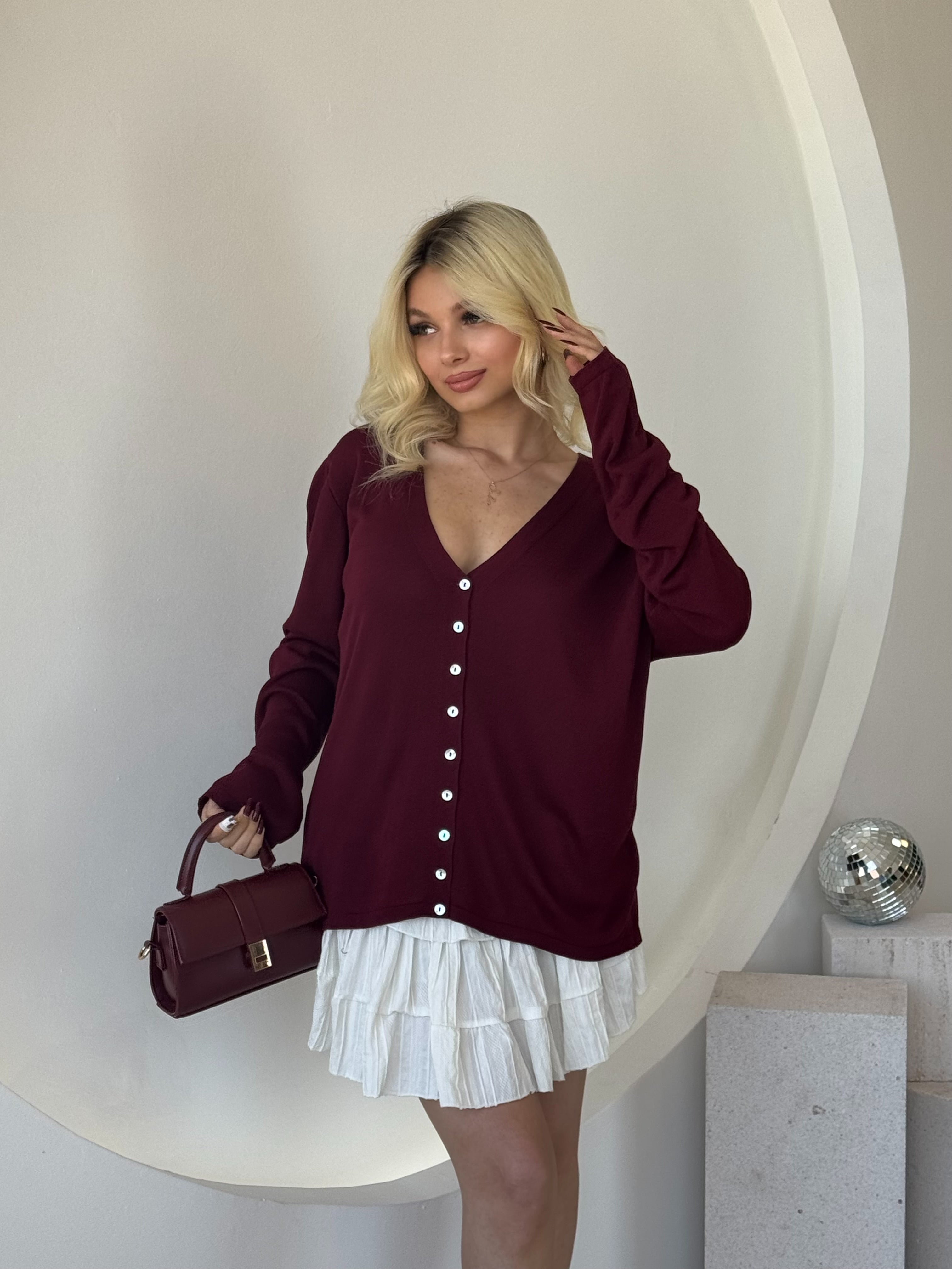 Bordo Mevsimlik Düğmeli Hırka