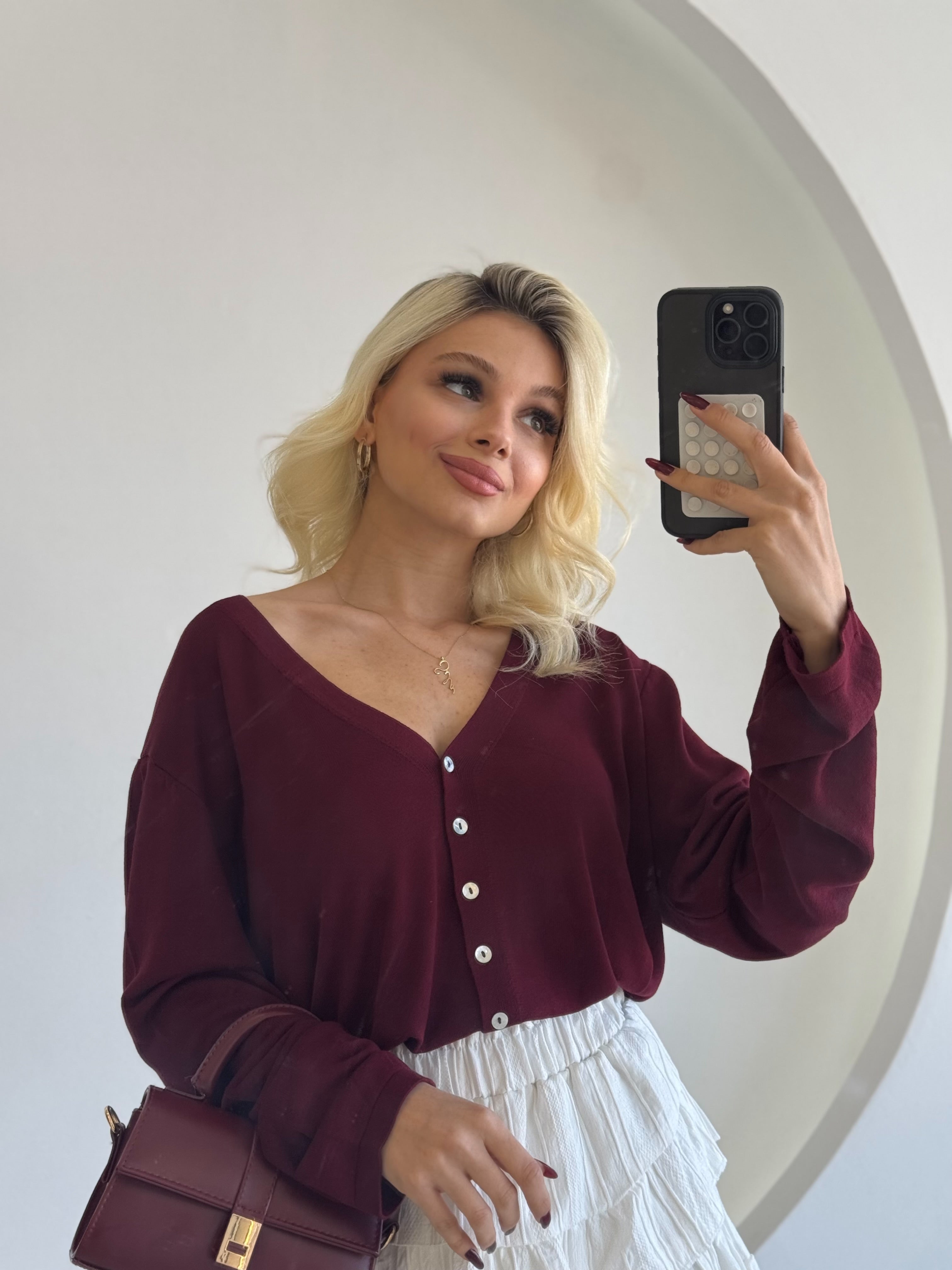 Bordo Mevsimlik Düğmeli Hırka