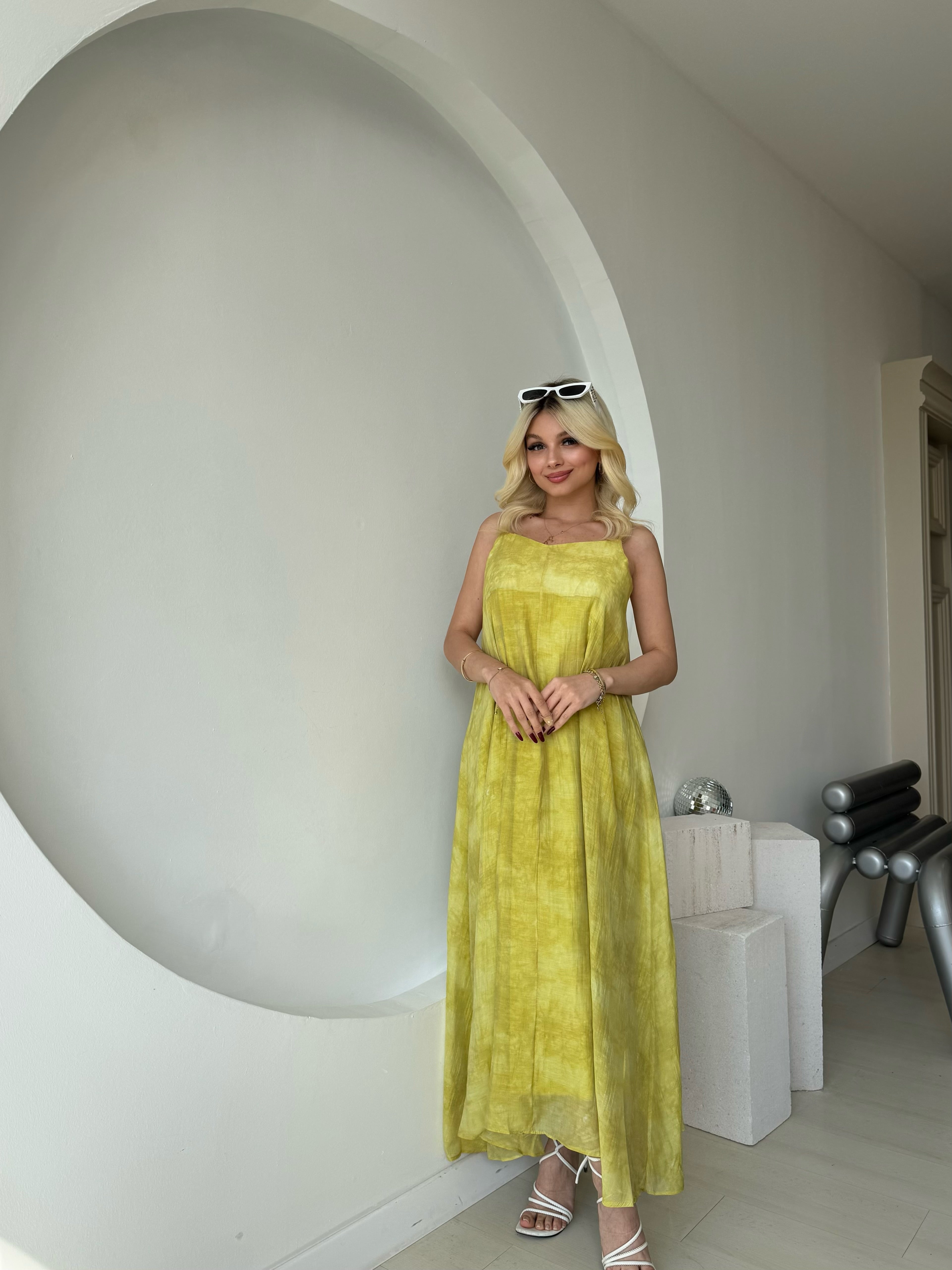 İp Askılı Astarlı Elbise