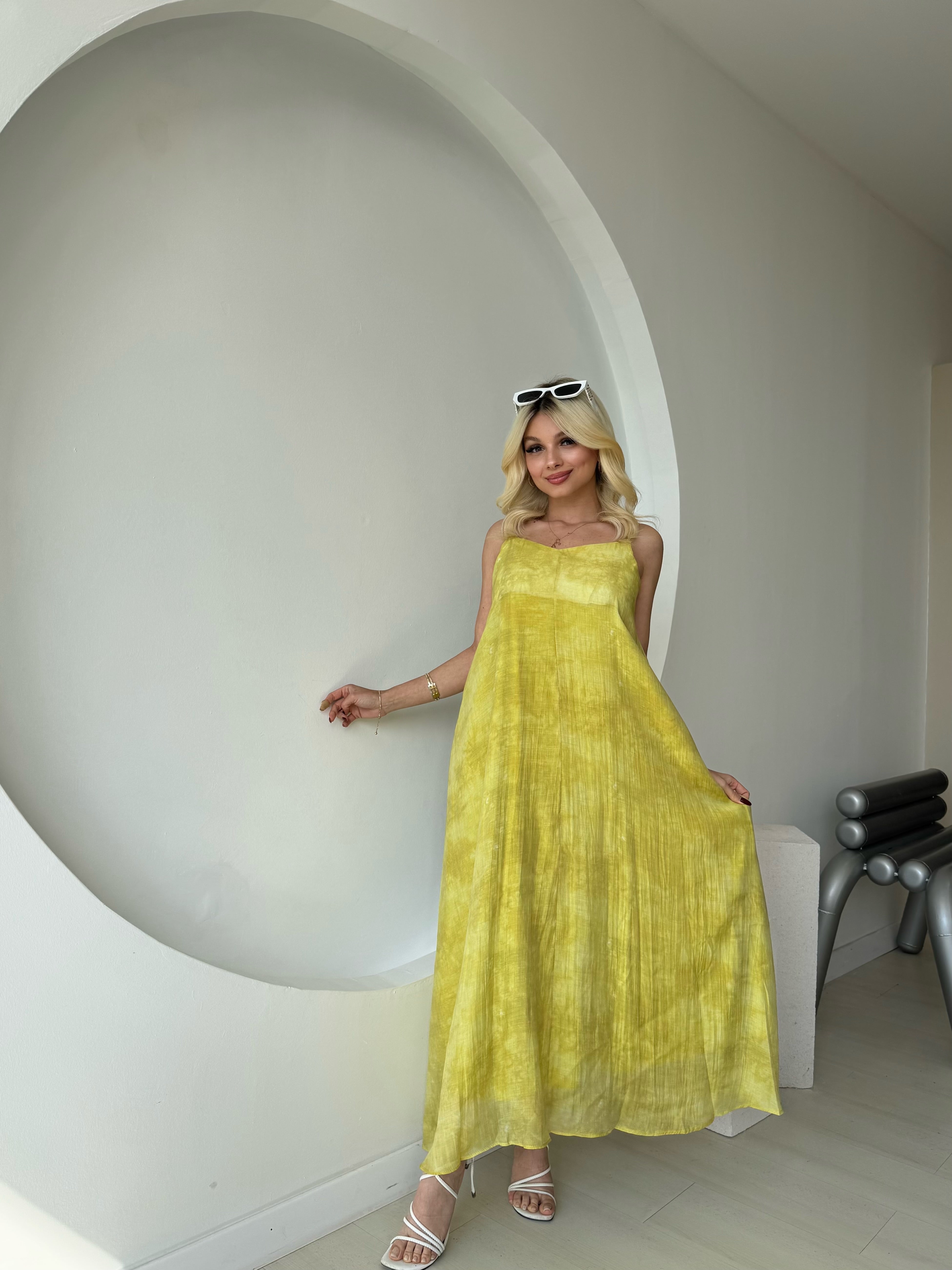 İp Askılı Astarlı Elbise