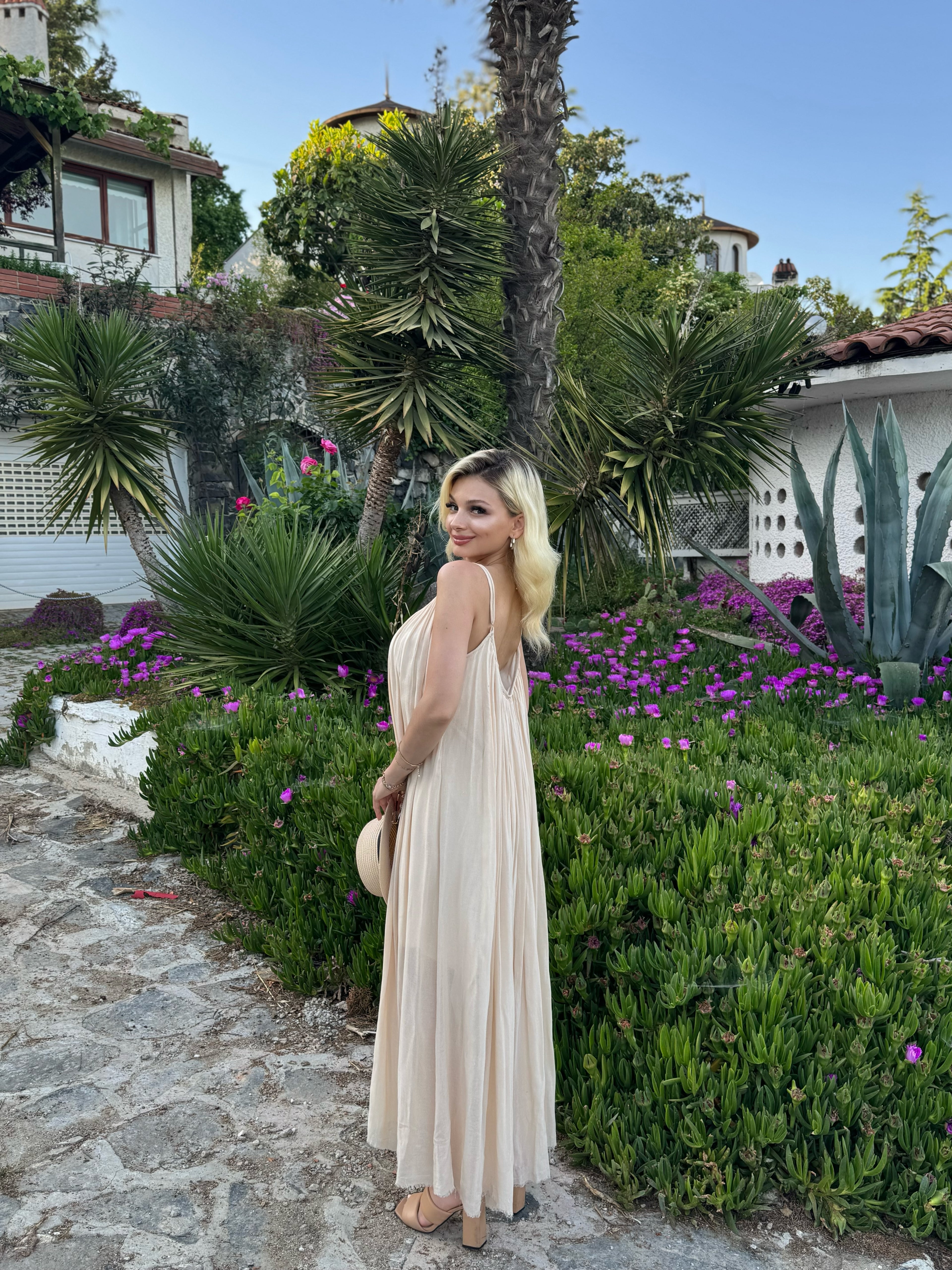 Bej Askılı Keten Dokulu Astarlı Elbise