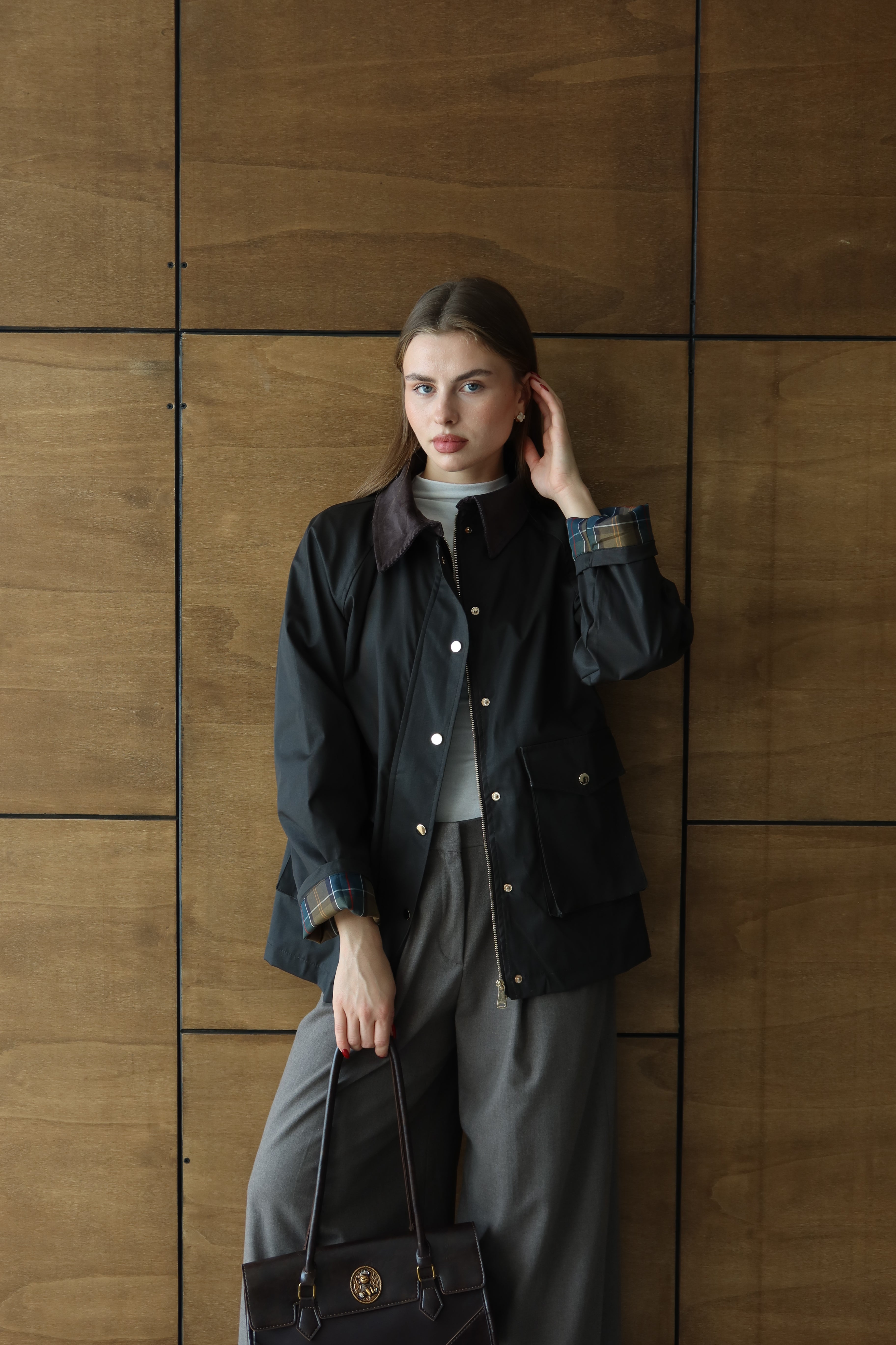 Süet Yaka Çıtçıtlı Mumlu Ceket