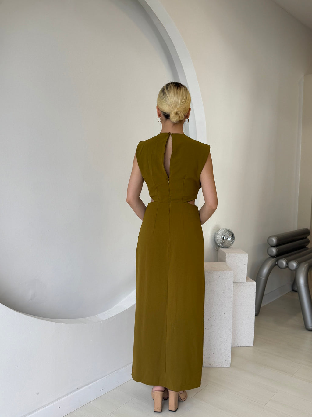 Yağ Yeşili Gold Tokalı Bel Detaylı Elbise