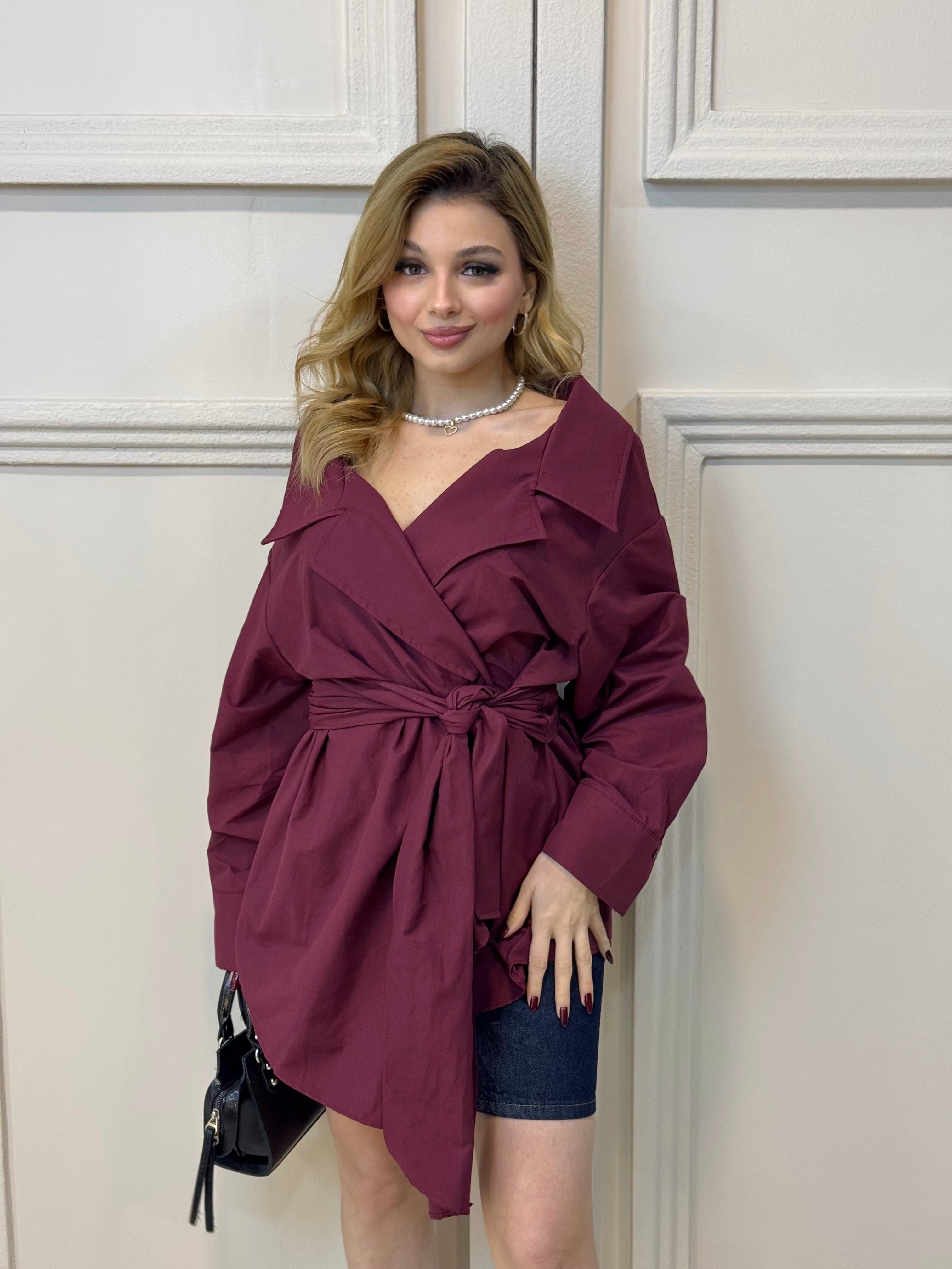 Bordo Açık Yaka Kuşaklı Gömlek