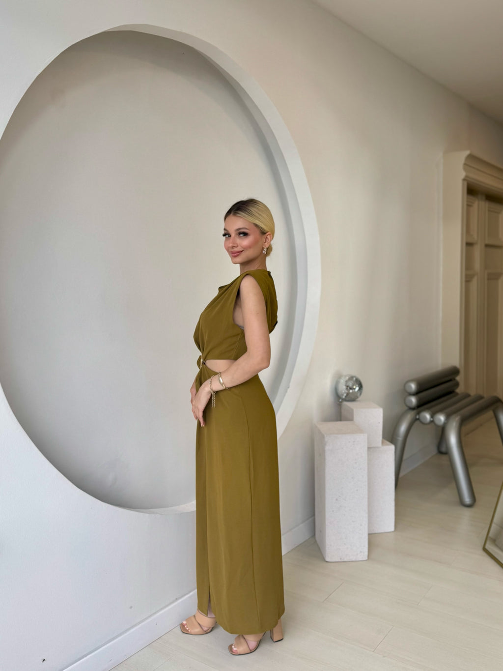 Yağ Yeşili Gold Tokalı Bel Detaylı Elbise