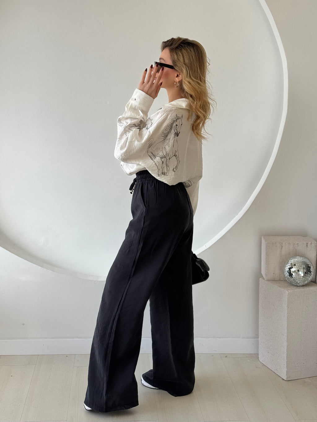 Siyah Beli Lastikli Bol Paça Pantolon