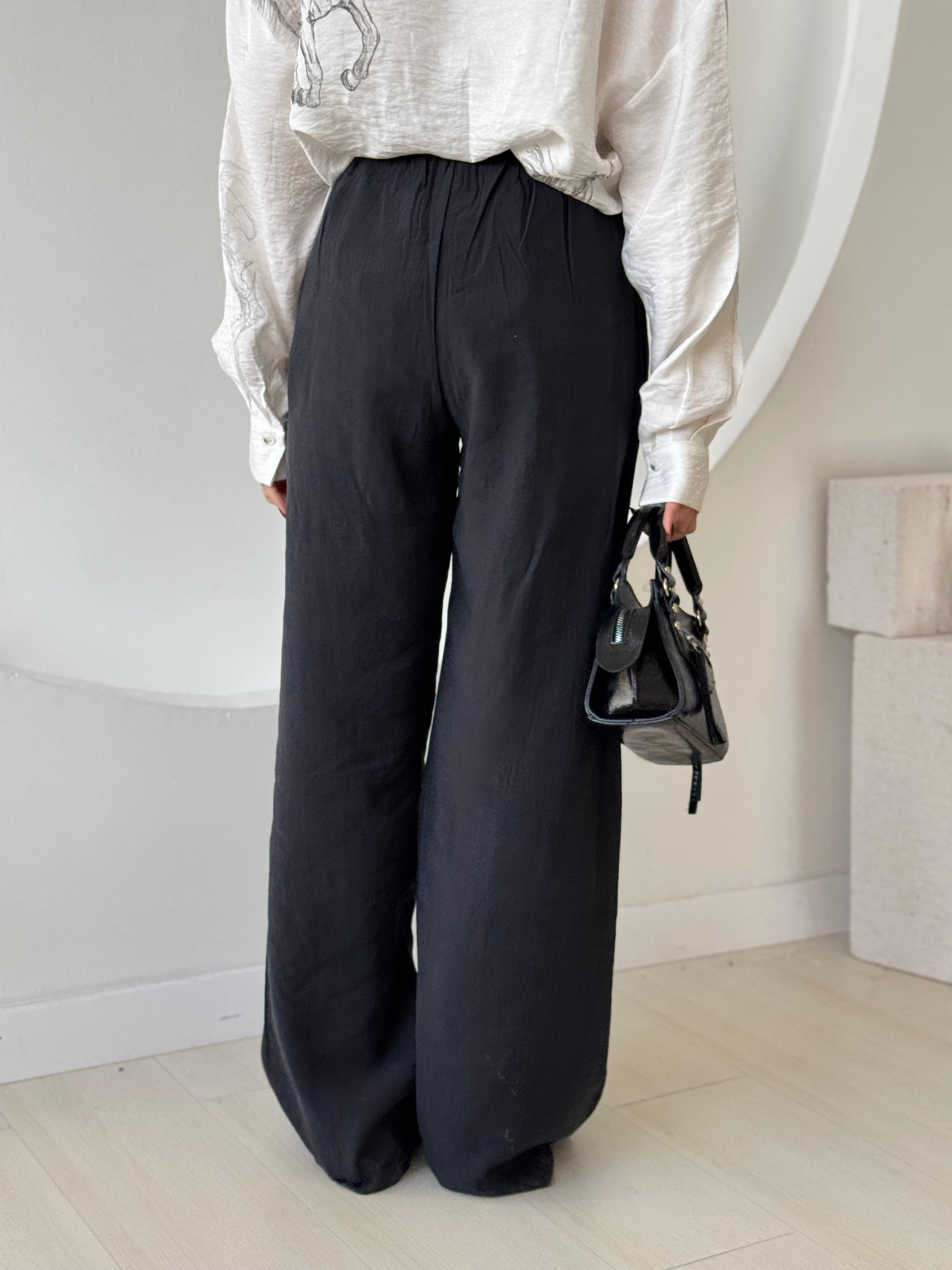 Siyah Beli Lastikli Bol Paça Pantolon