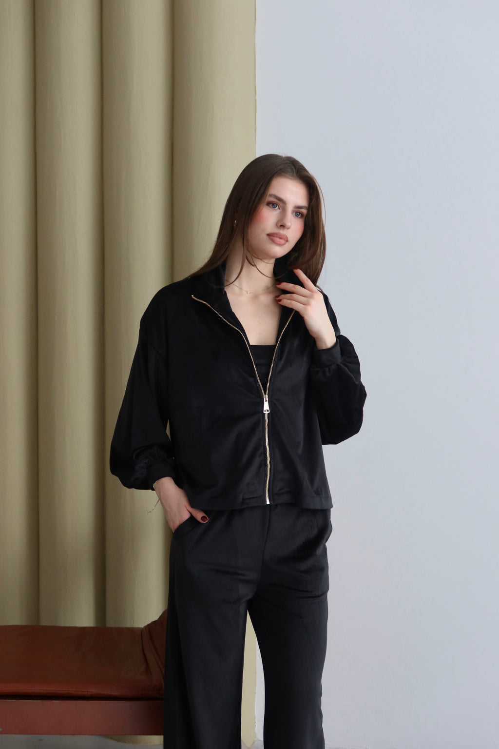 Siyah Fermuarlı 3'lü Kadife Takım