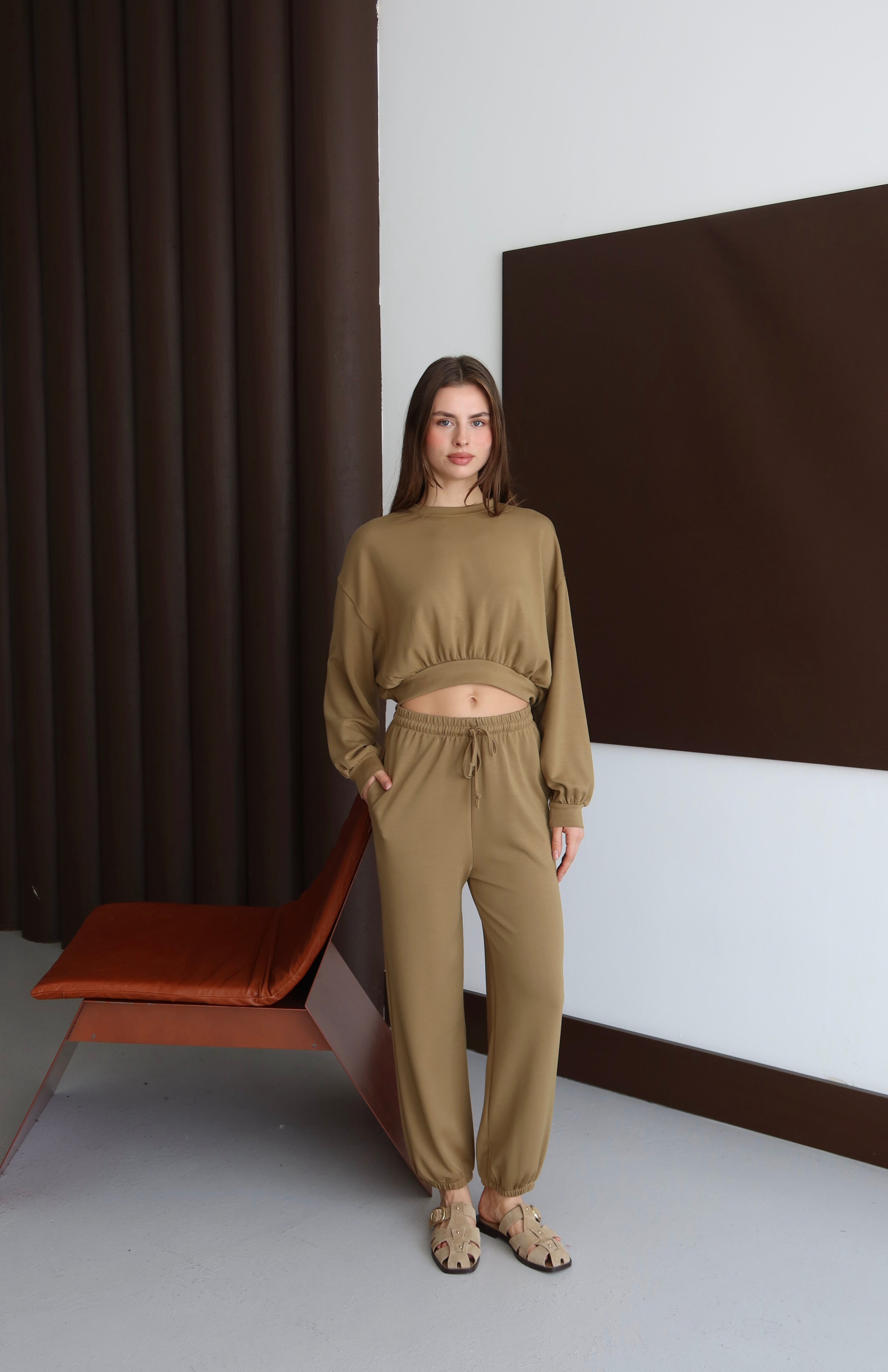 YAĞ YEŞİLİ CROP EŞOFMAN TAKIMI