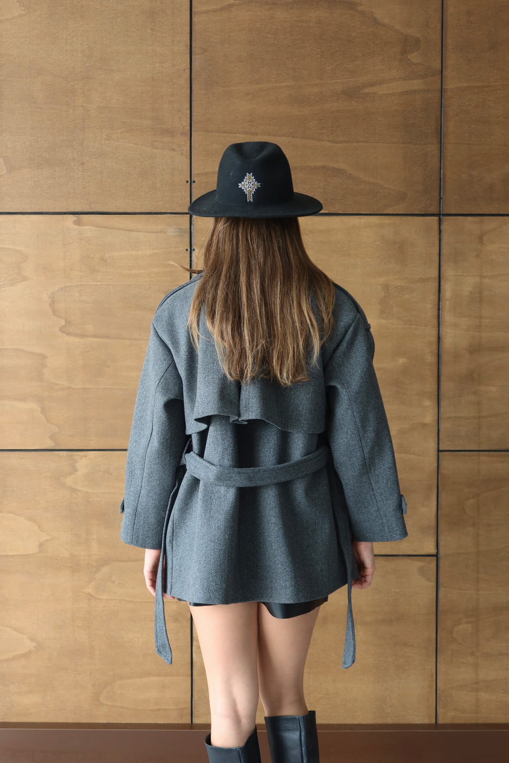 ANTRASİT KUŞAKLI PREMİUM KAŞE KABAN