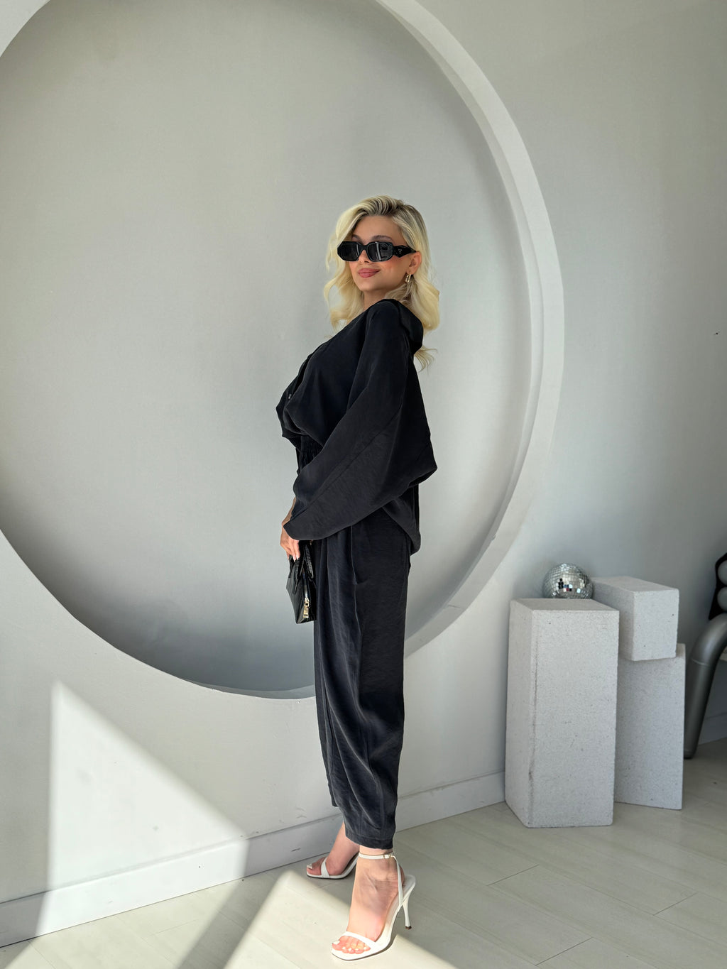 Siyah Tensel Gömlek Pantolon Takım