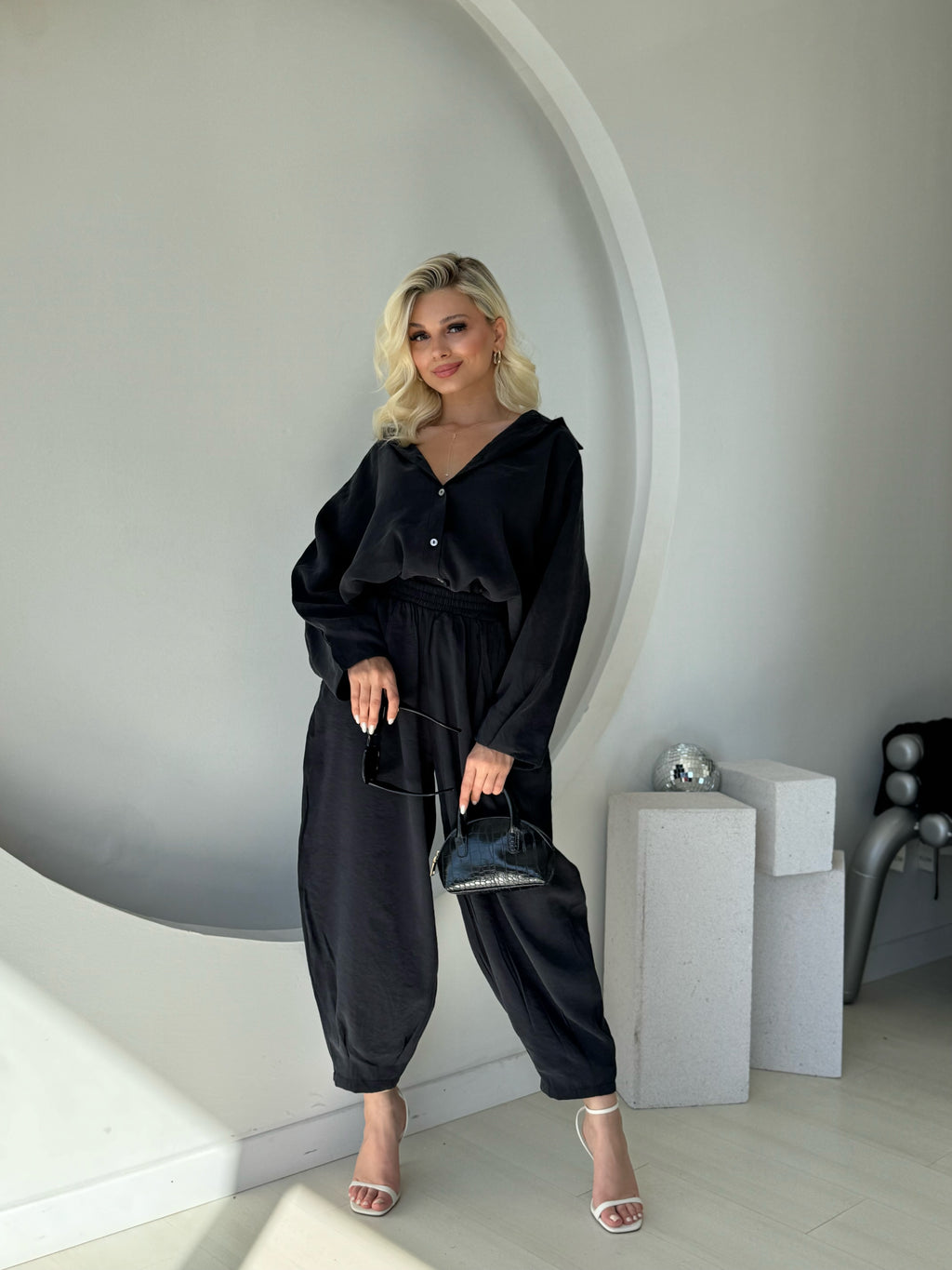 Siyah Tensel Gömlek Pantolon Takım