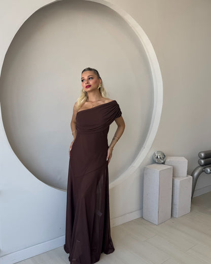 Kahverengi Tek Omuz Astarlı Tül Elbise