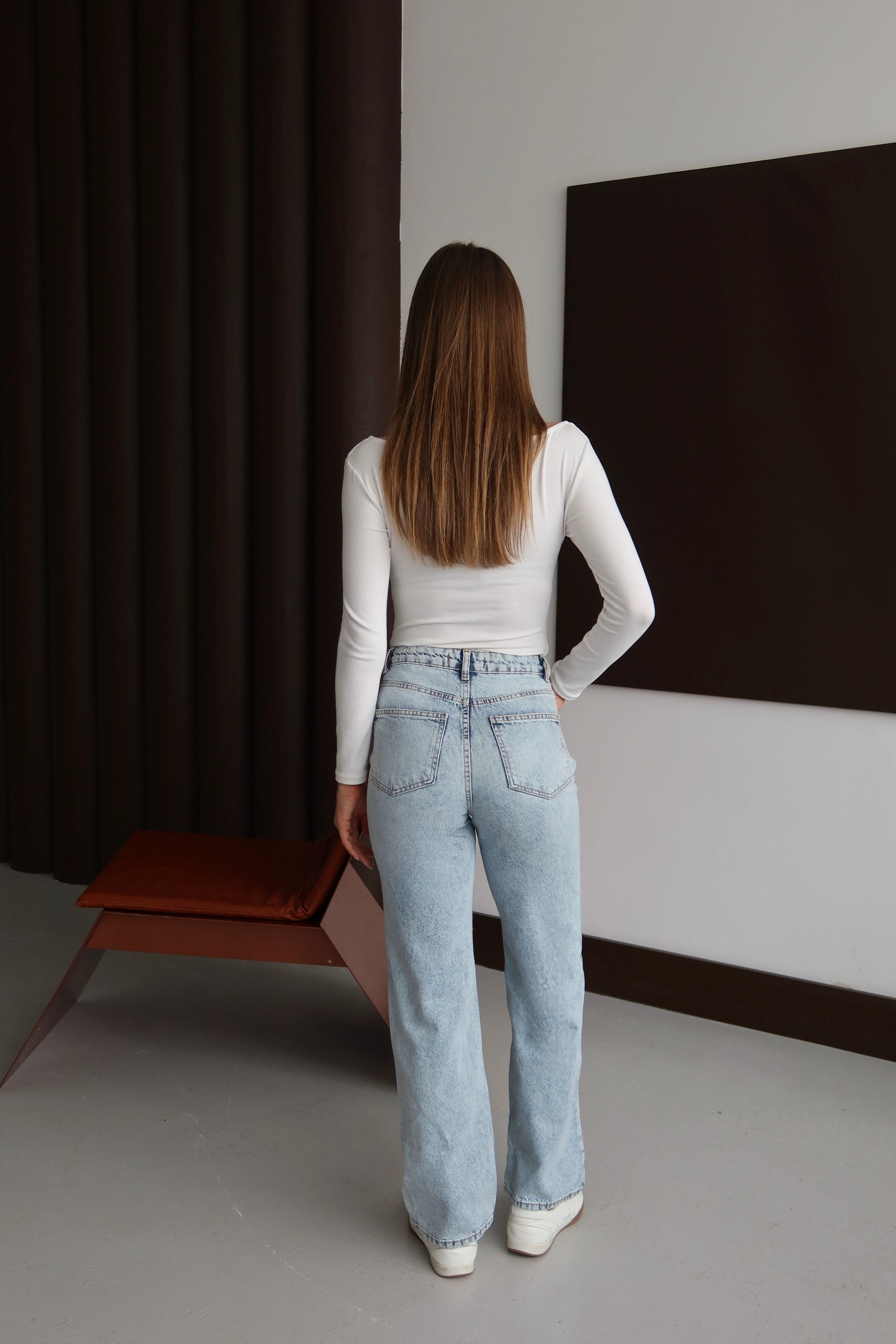 Açık Mavi Yıkamalı Mom Jean