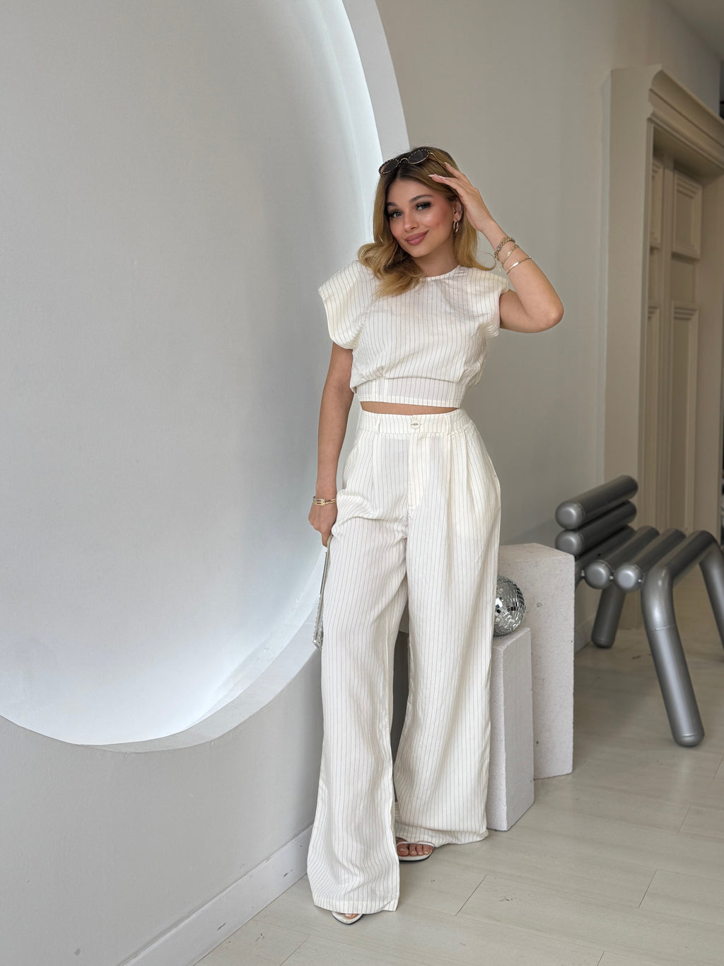 Ekru Çizgili Crop Pantolon Takım