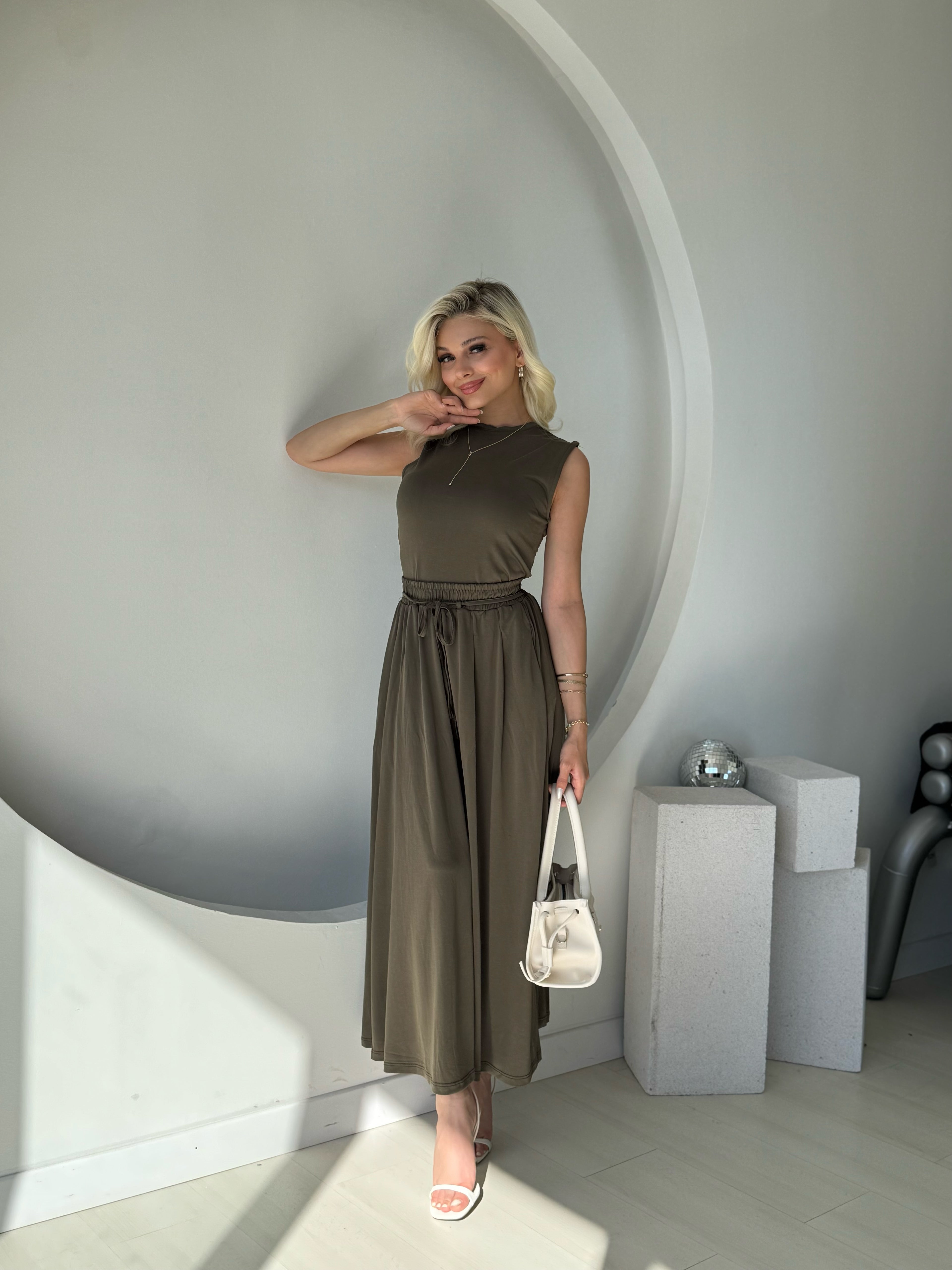 Modal Haki Etekli Takım