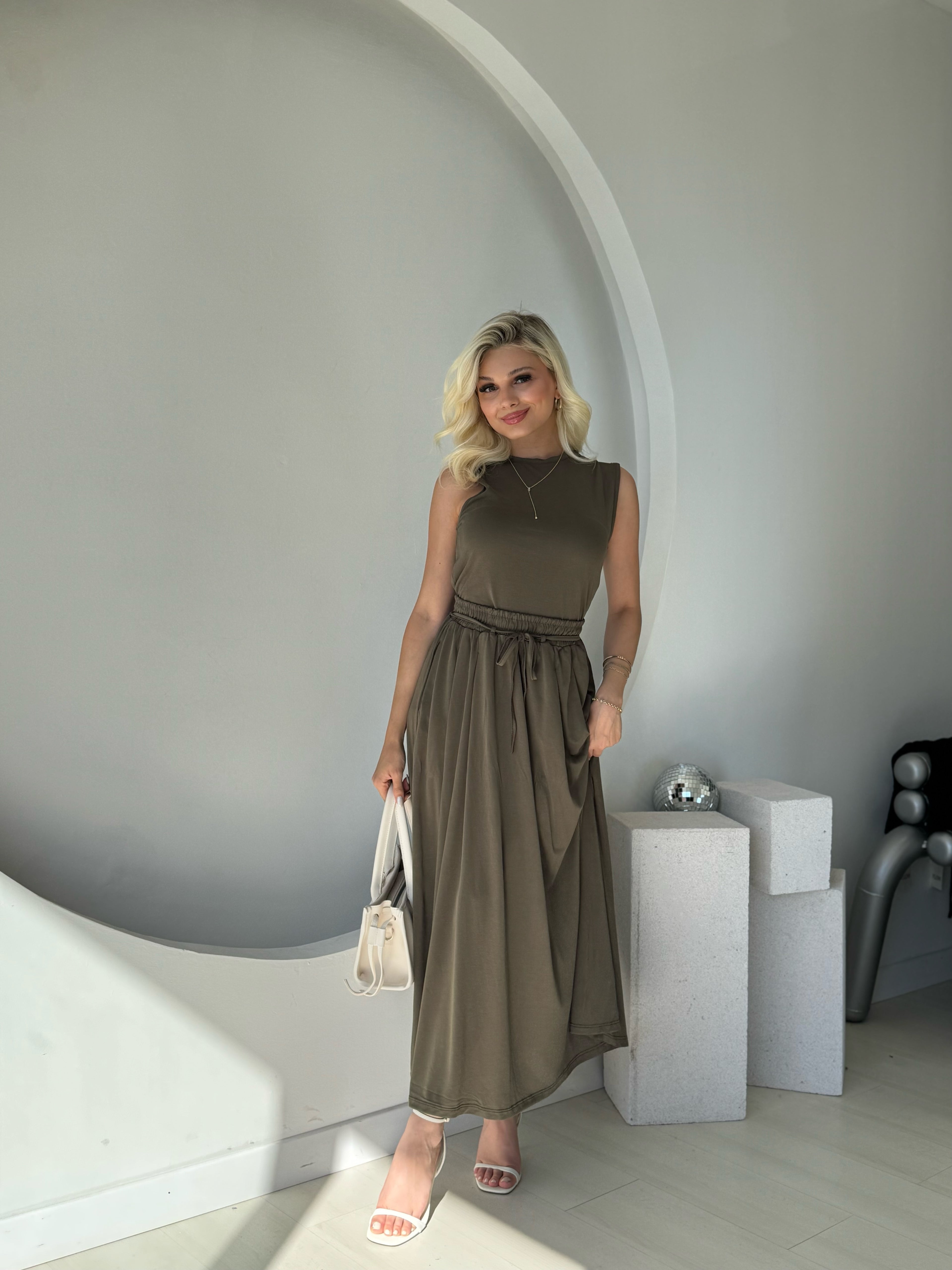 Modal Haki Etekli Takım