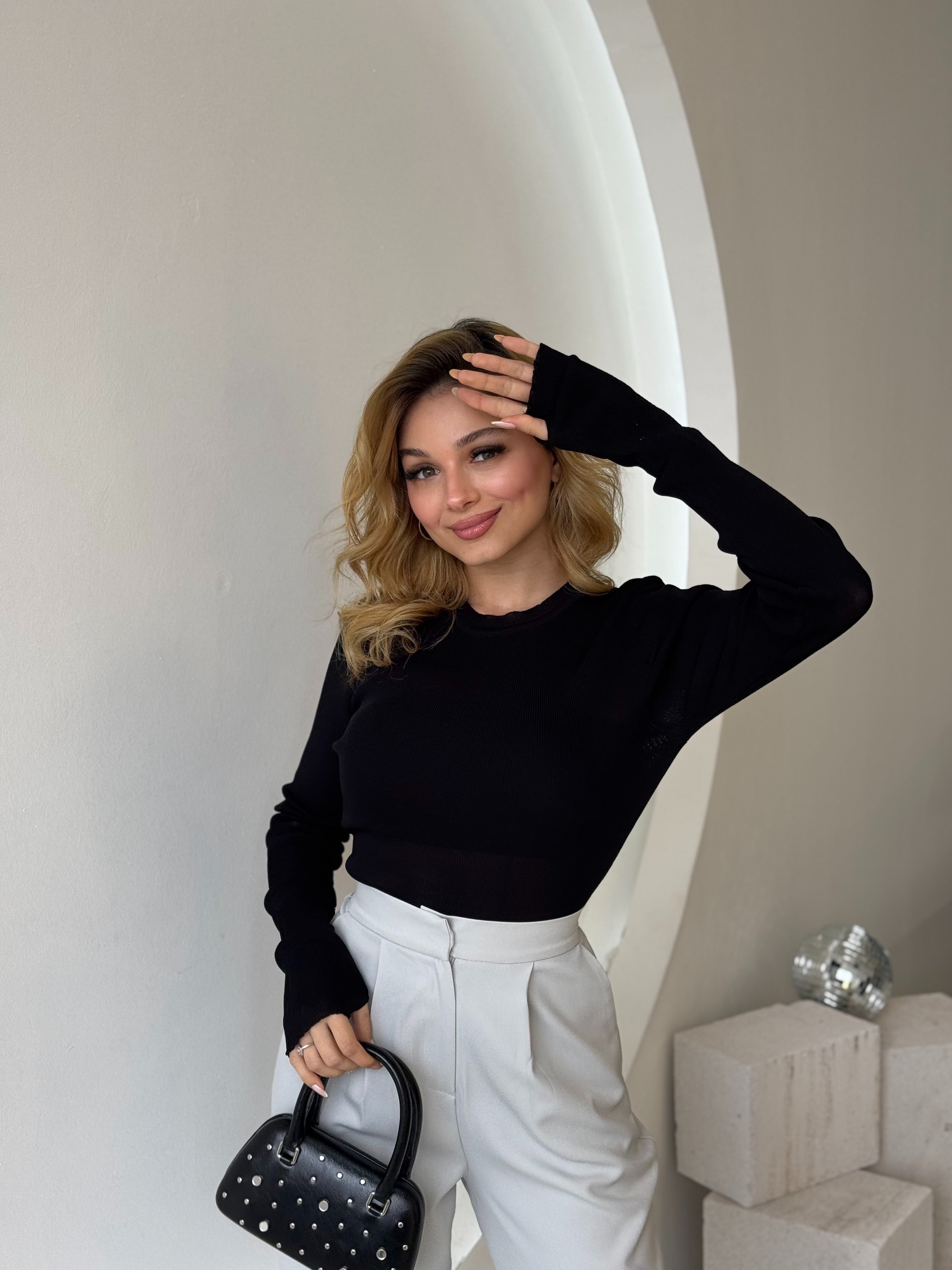 Bilekten Geçmeli Siyah  Fitilli Basic Triko