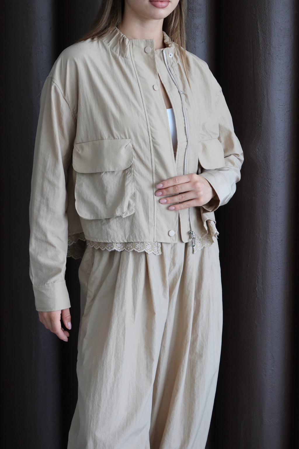 Bej Paçası Lastik Detaylı Fistolu Ceket Pantolon Takım