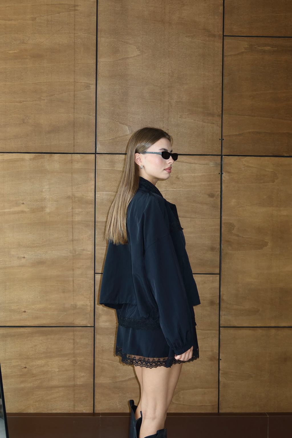 Siyah Fisto Detaylı Ceket Etek Takım