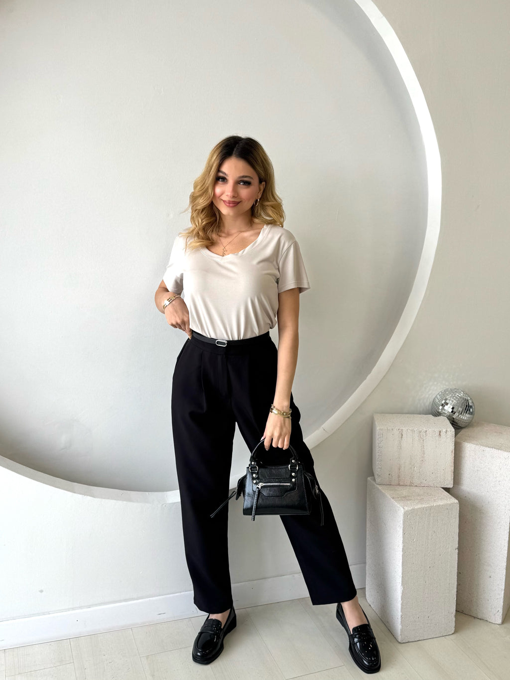 Modal Ekru Açık Yaka Tshirt