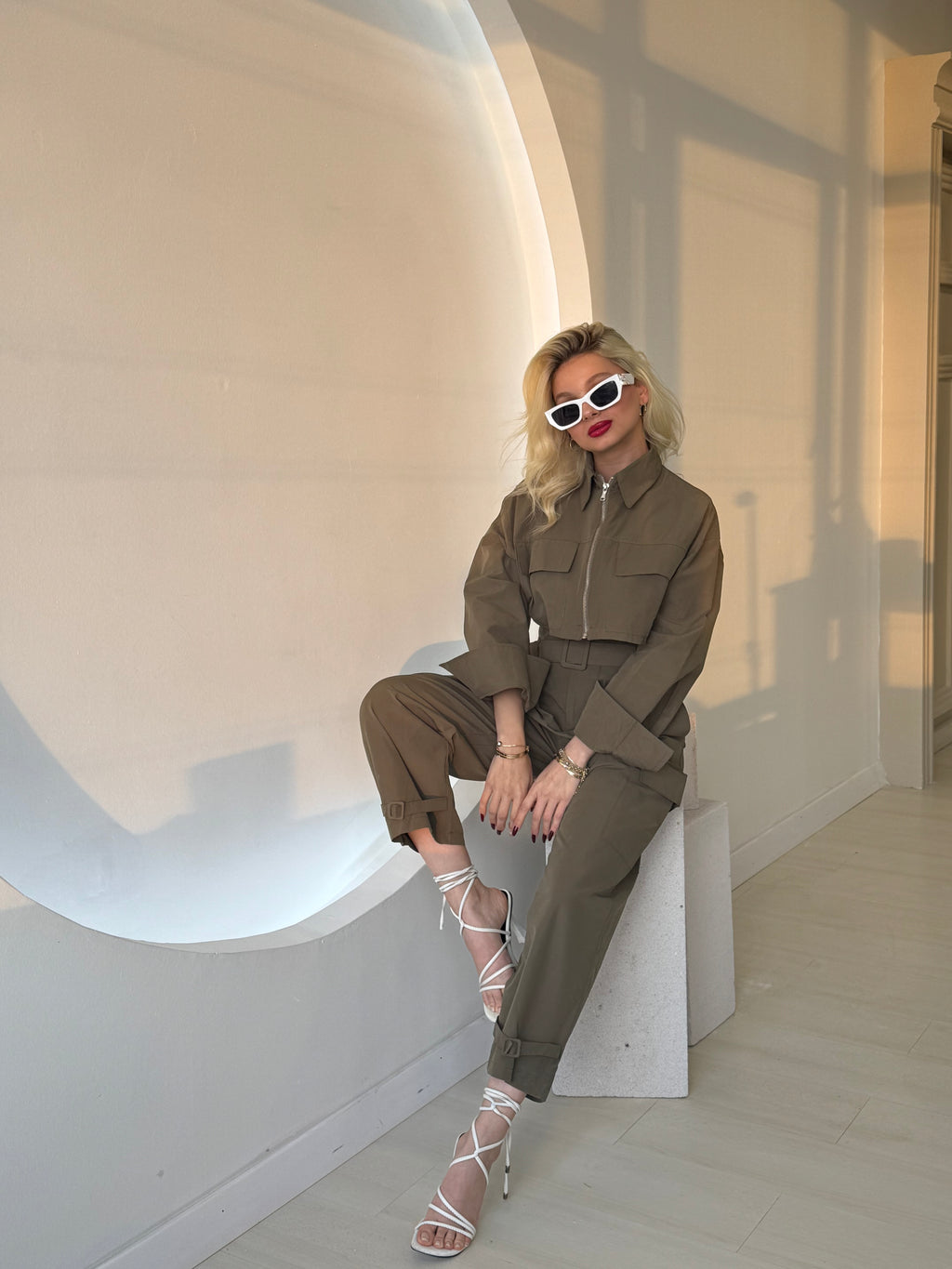 Haki Kemer Ve Paça Detaylı Takım