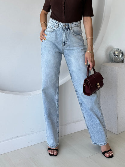 Açık Mavi Yıkamalı Mom Jean