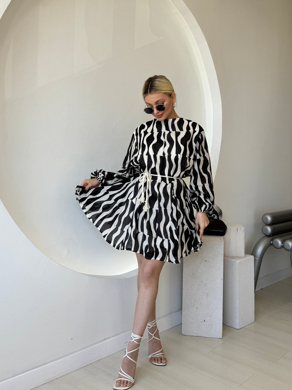 Zebra Desen Bağcıklı Elbise