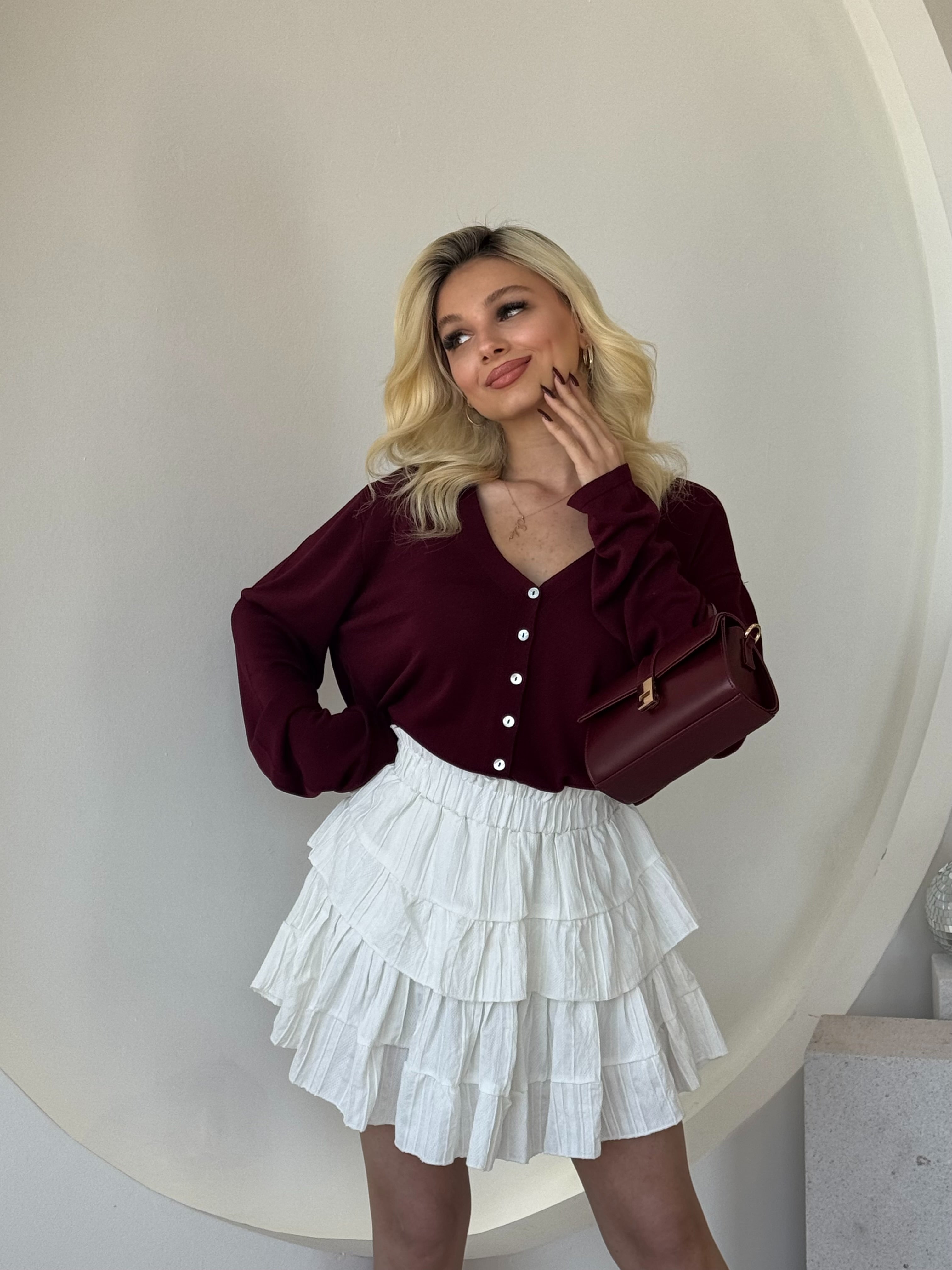 Bordo Mevsimlik Düğmeli Hırka