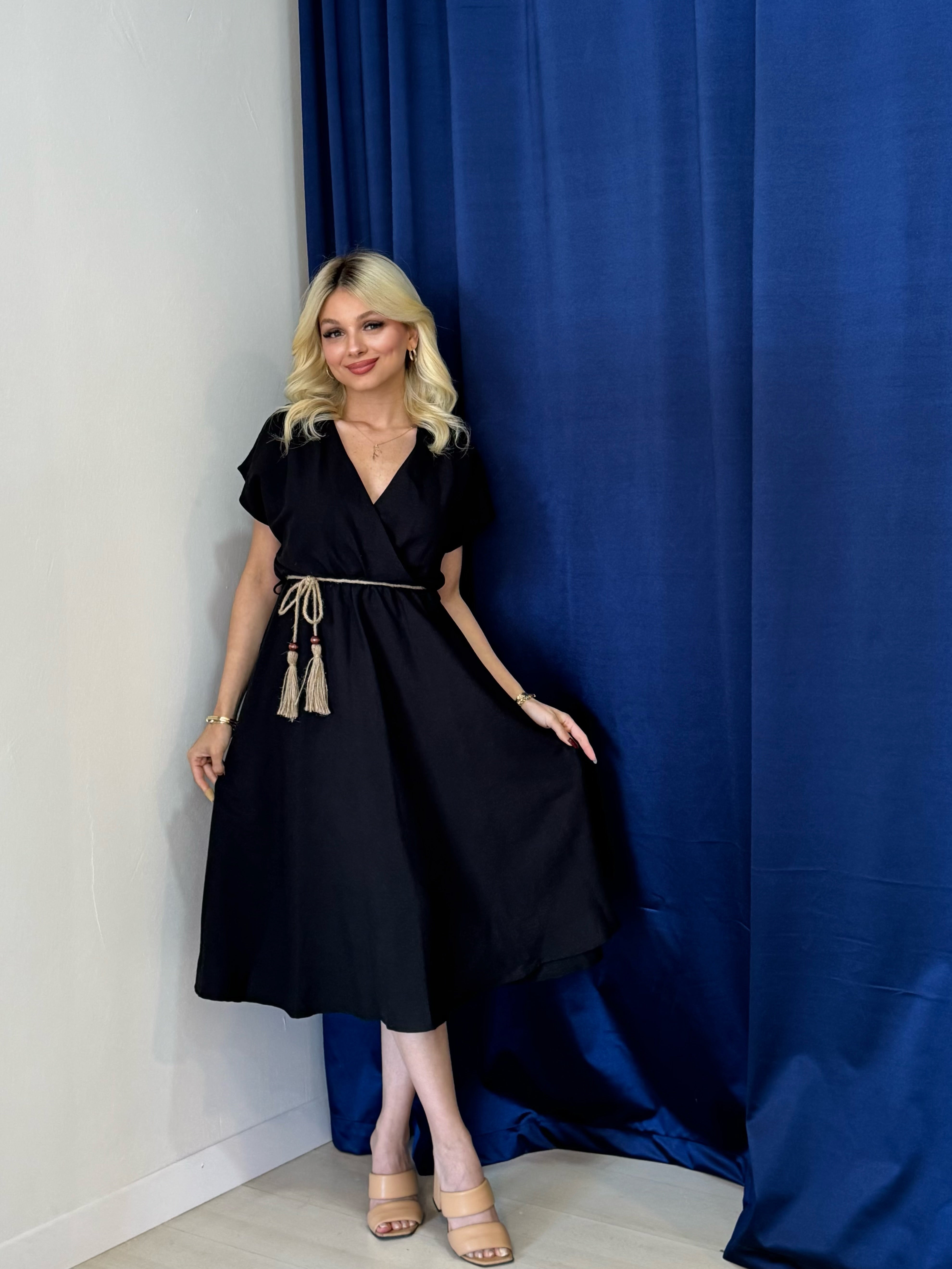 Siyah Kısa Kol Beli Lastikli Elbise