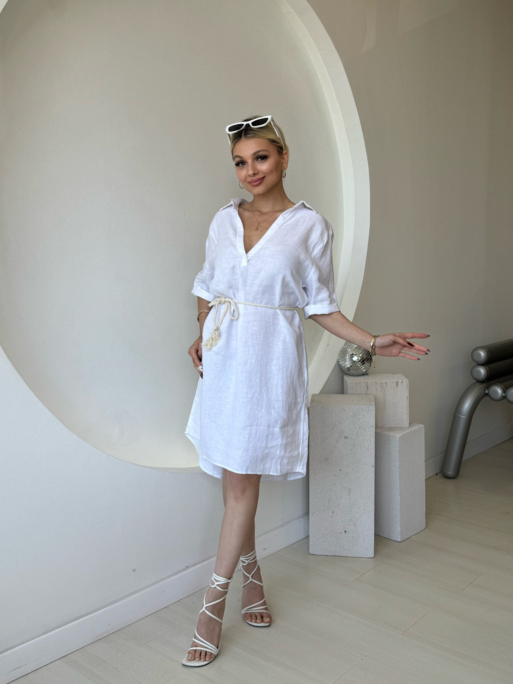 Gömlek Yaka Beyaz Keten Elbise
