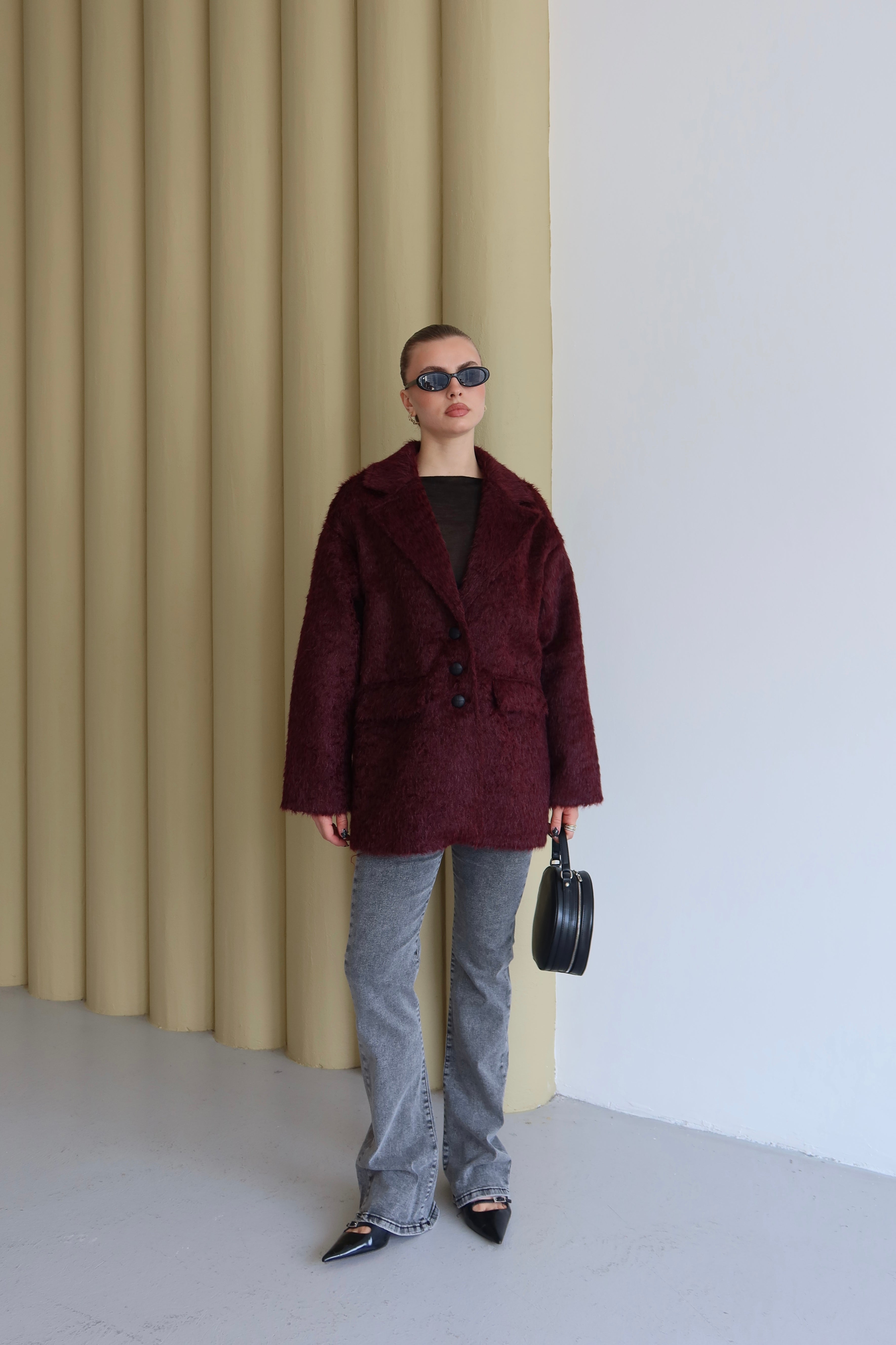 GRİ DÜĞME DETAYLI İSPANYOL PAÇA JEAN