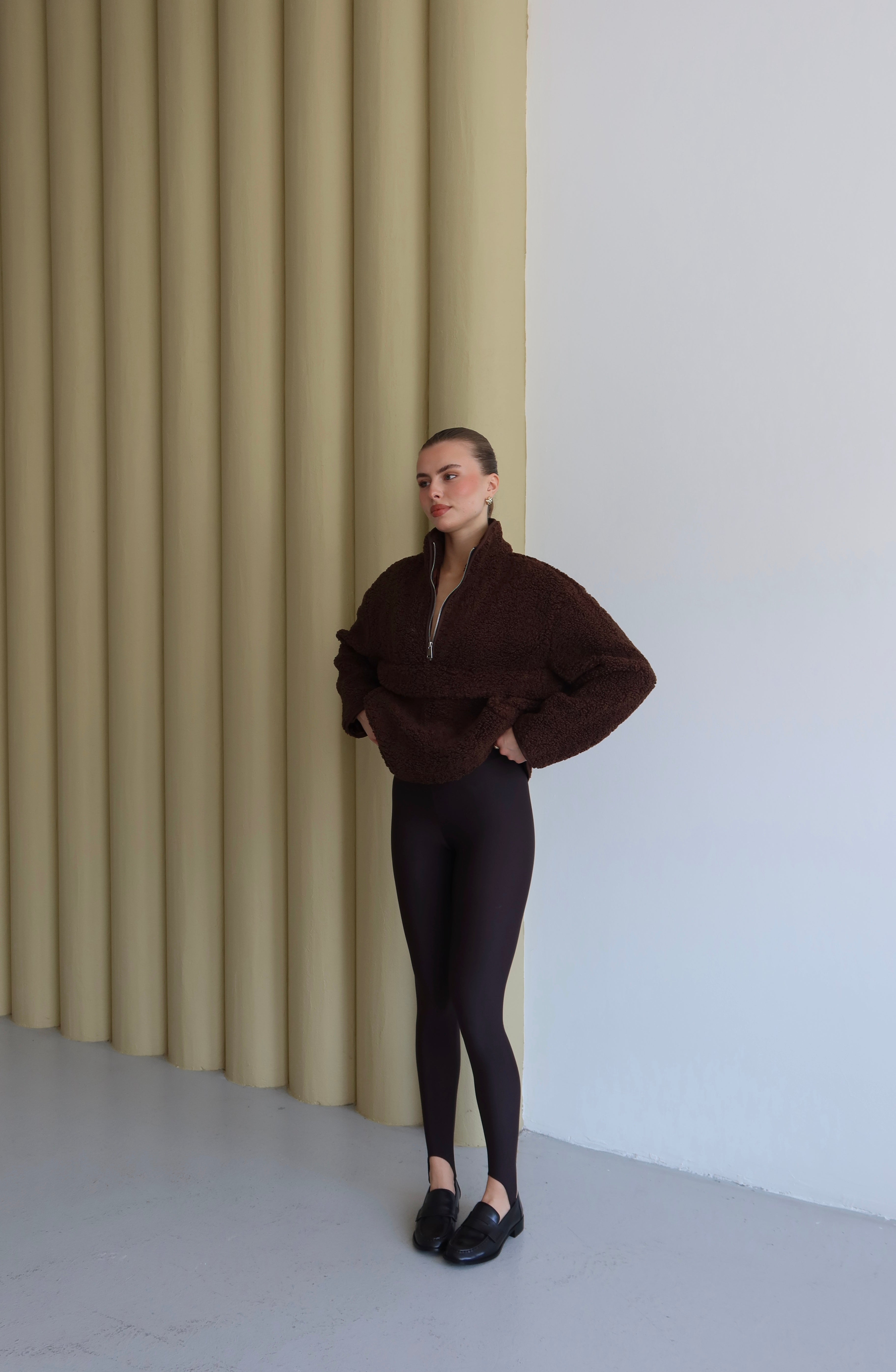 KAHVERENGİ LİKRALI FÜZO TAYT