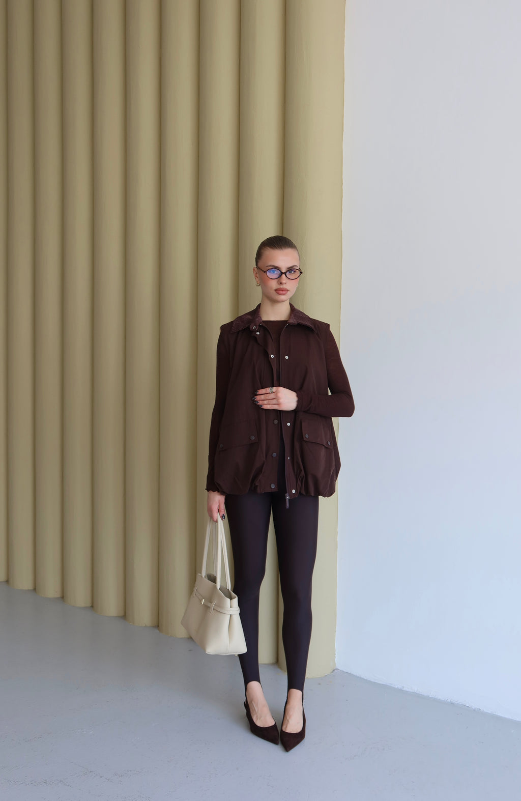 Kahverengi Kadife Yaka Detaylı Yelek