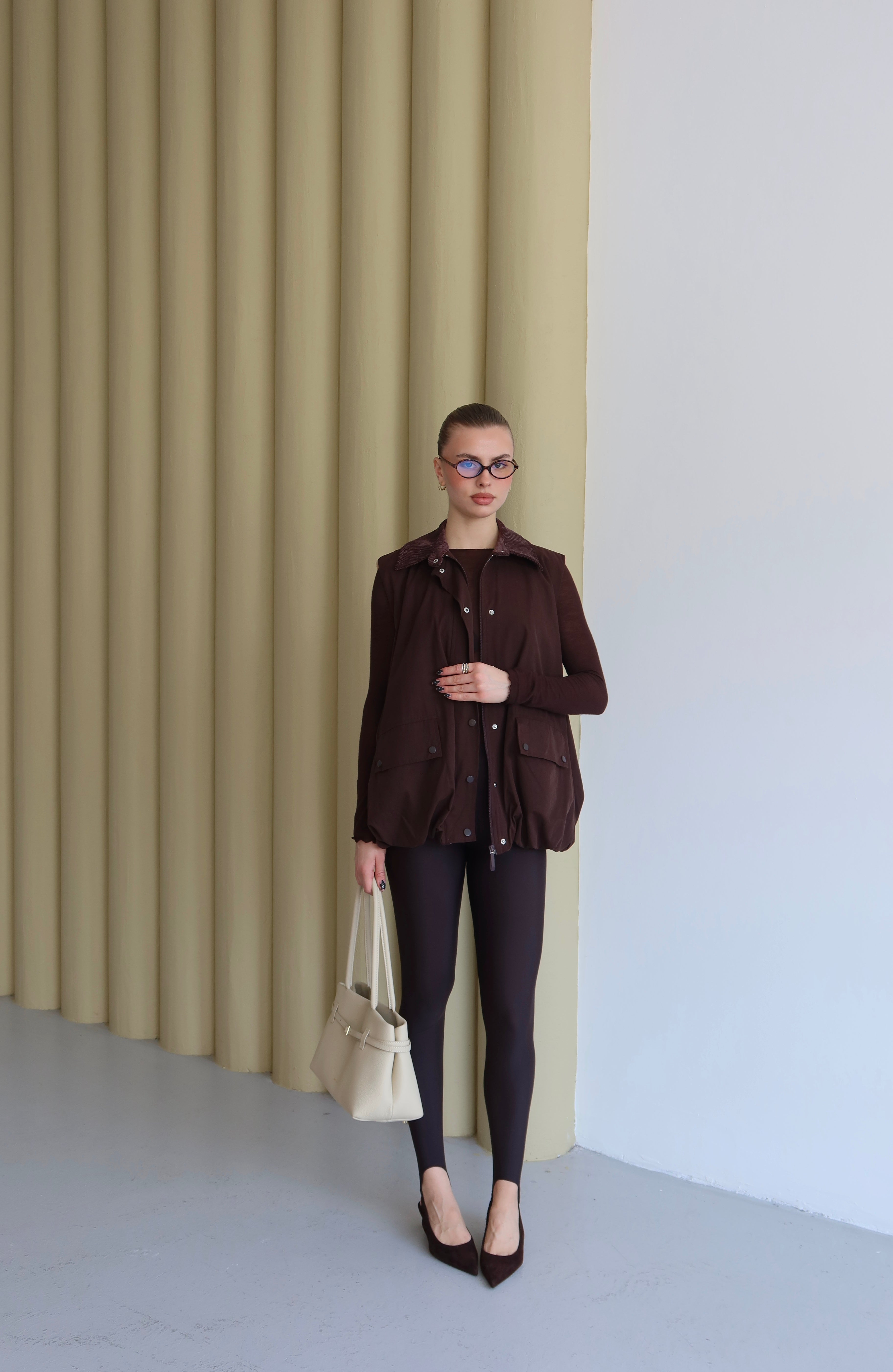 Kahverengi Kadife Yaka Detaylı Yelek