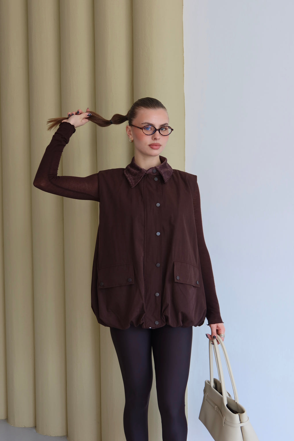 Kahverengi Kadife Yaka Detaylı Yelek