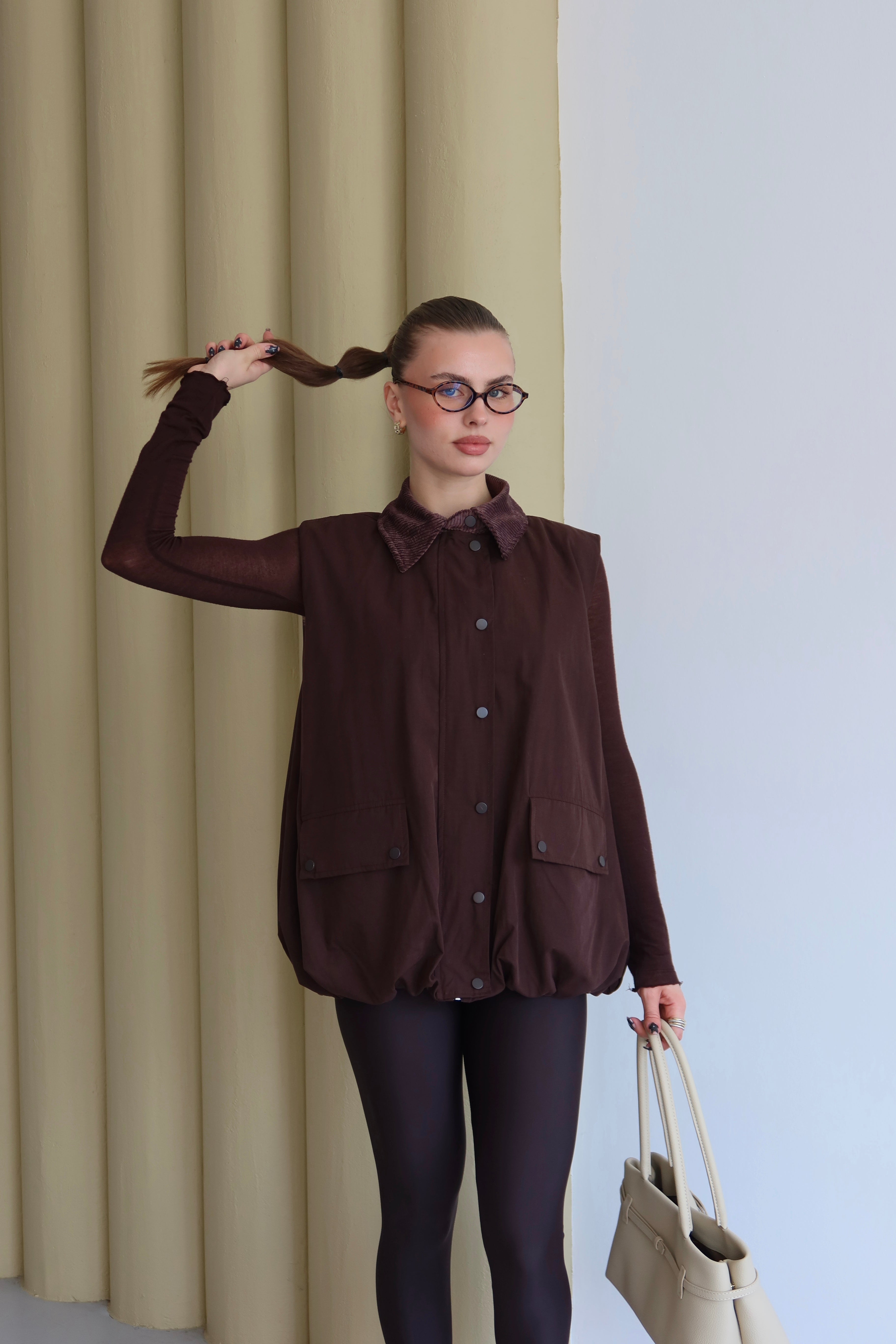 Kahverengi Kadife Yaka Detaylı Yelek