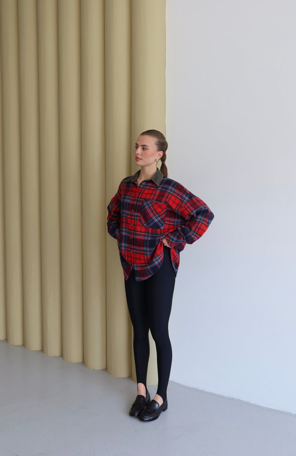 SİYAH LİKRALI FÜZO TAYT