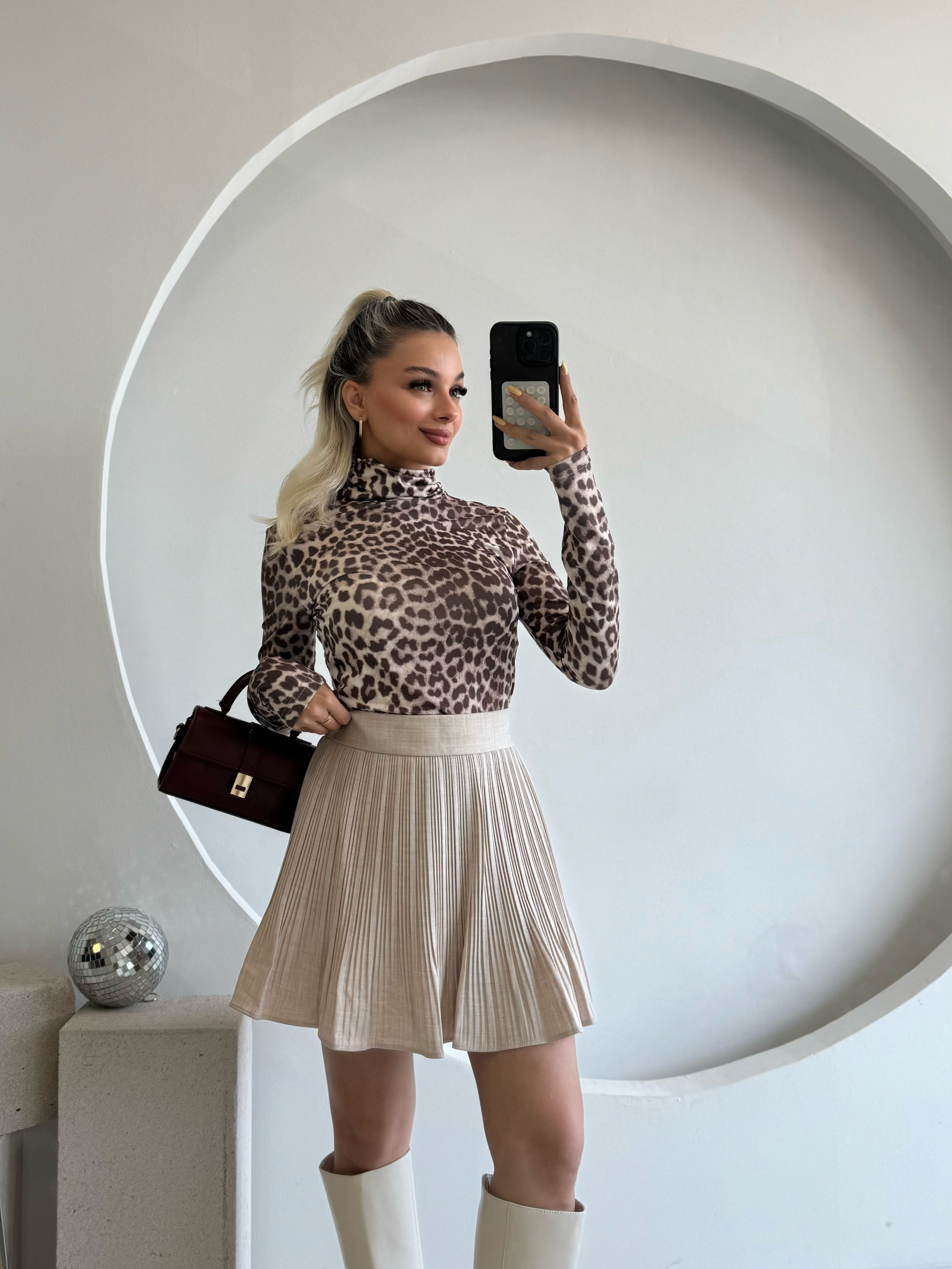 Leopar Desen Boğazlı Uzun Kol Bluz