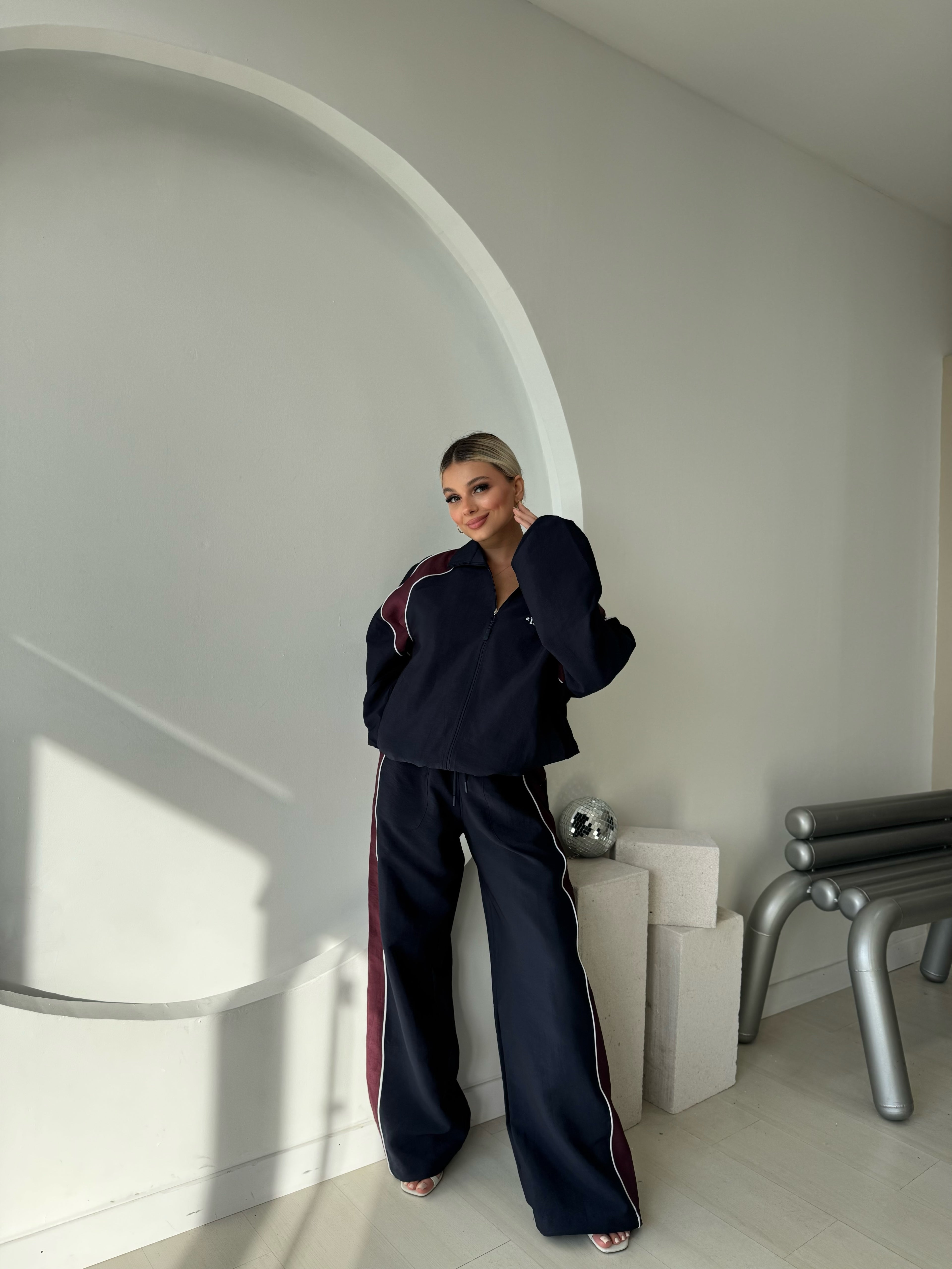 Lacivert Şerit Detaylı Bomber Ceket Pantolon Takım