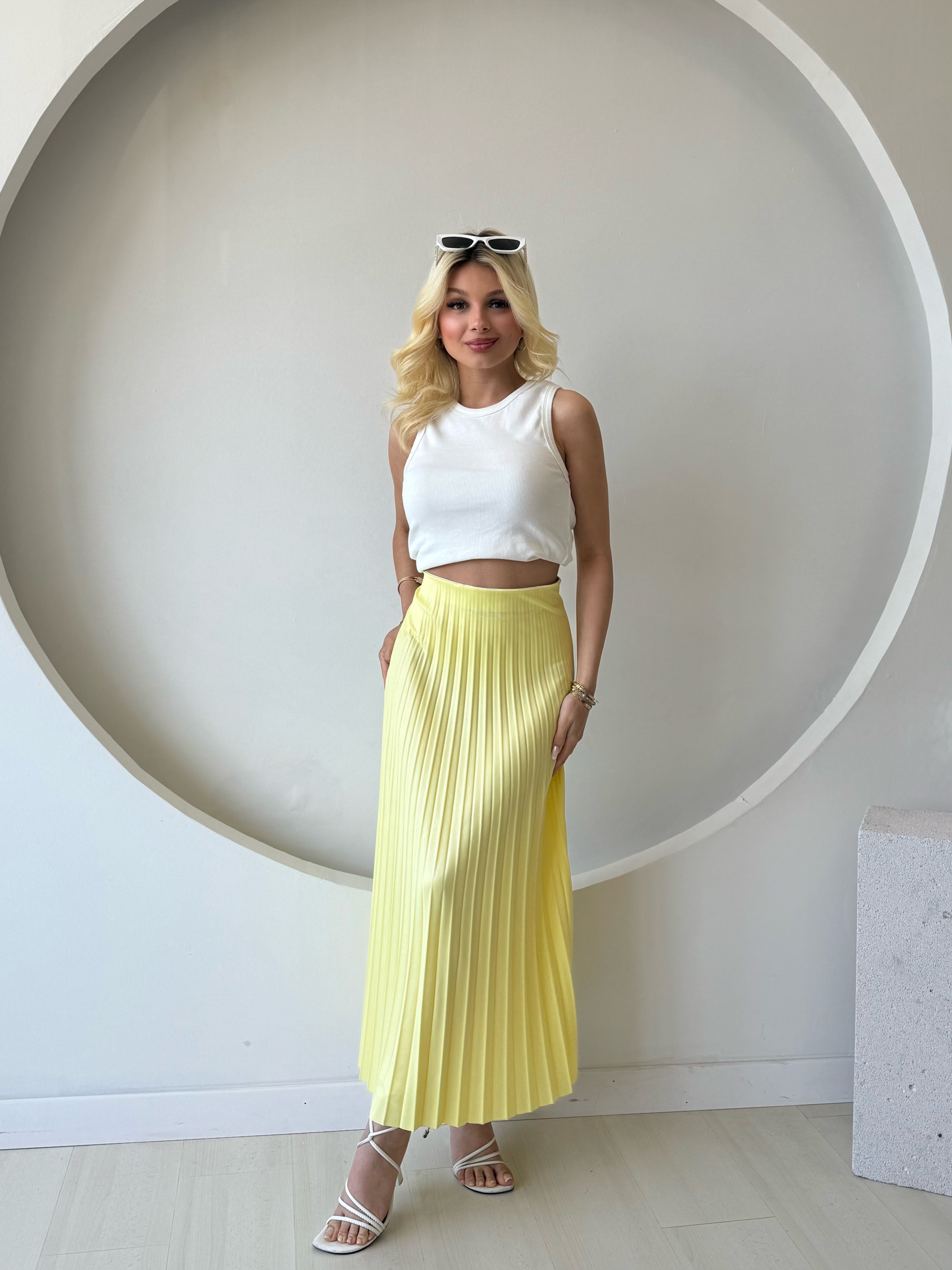 Astarsız Sarı Piliseli  Etek